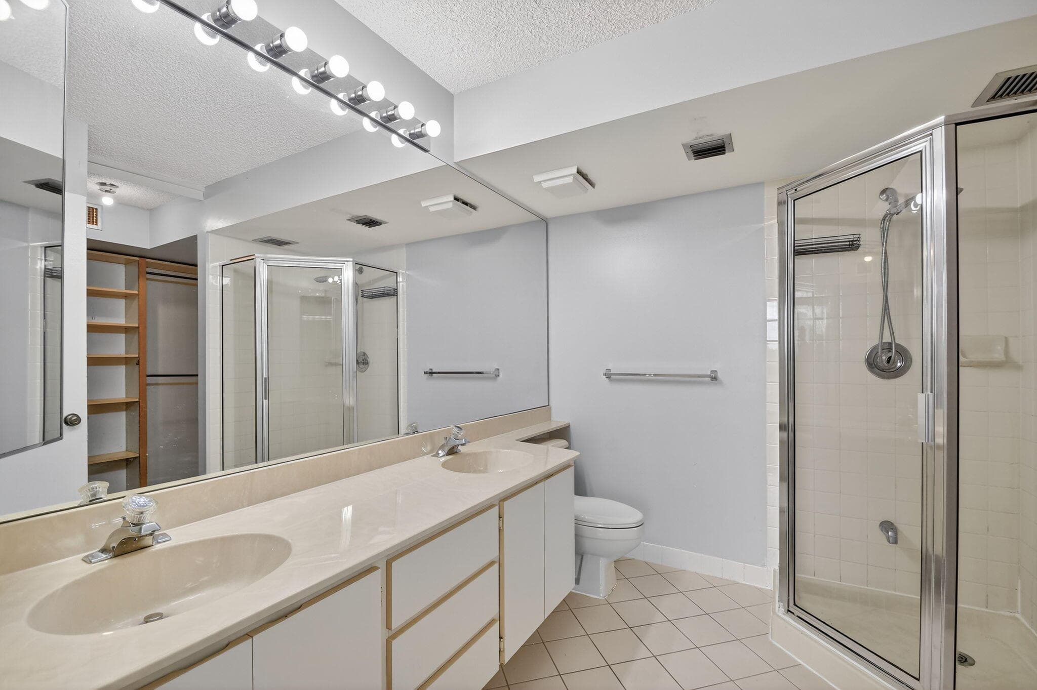 2421 Village Boulevard 406, West Palm Beach, FL 33409 — photo 40 of 53