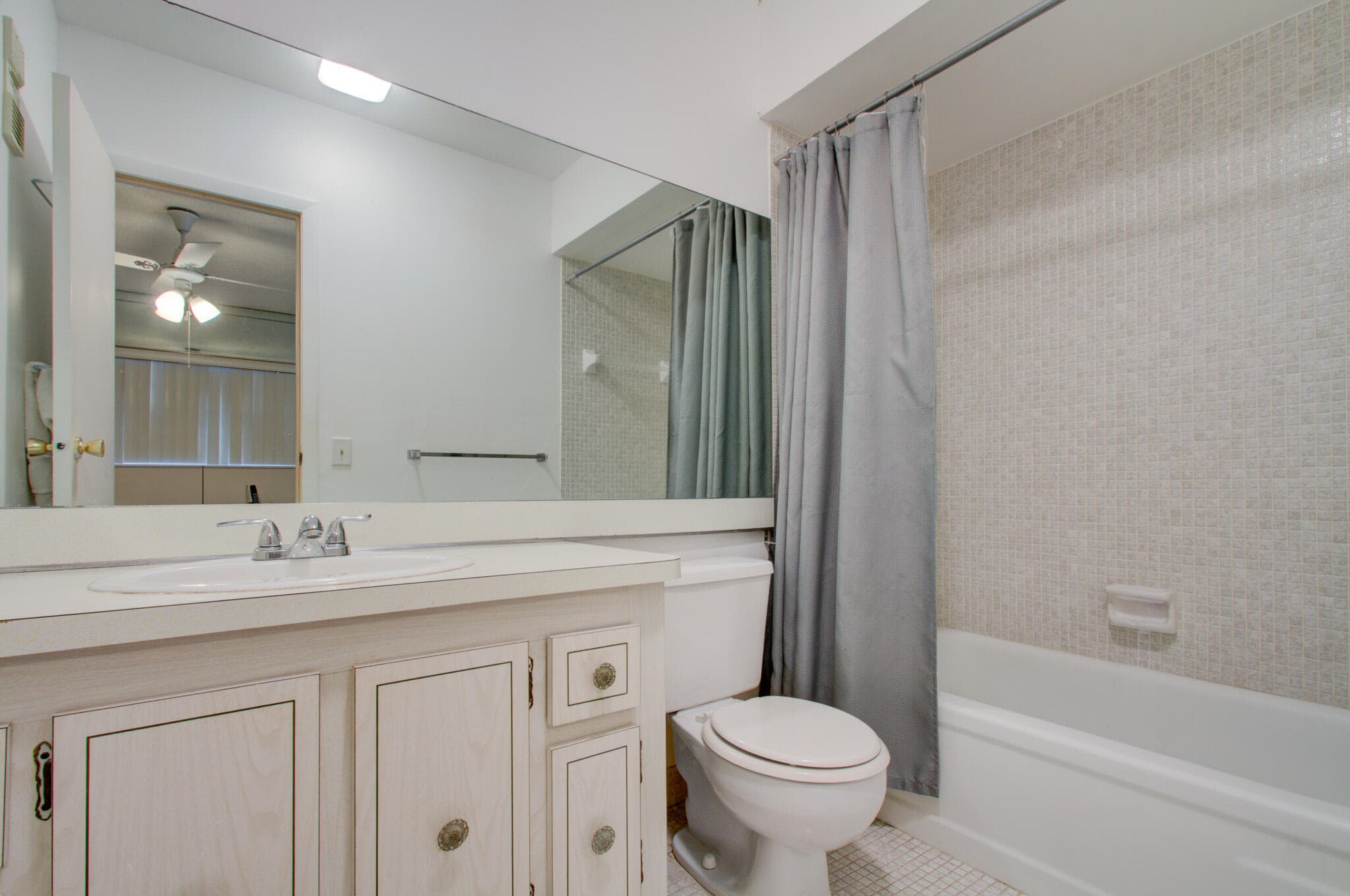 3500 NW 48th 615, Lauderdale Lakes, FL 33319 — photo 27 of 34