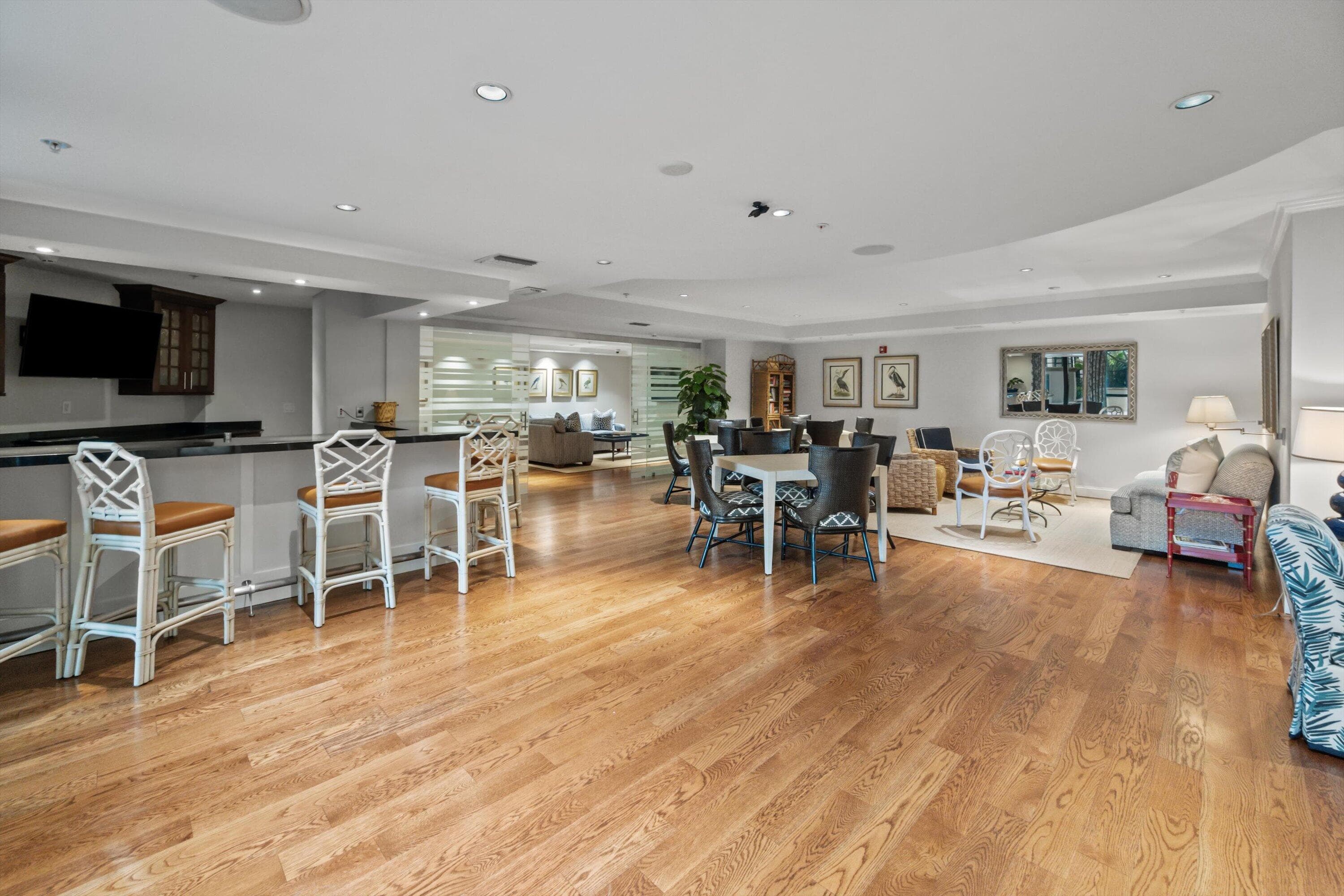 801 S Olive Avenue 615, West Palm Beach, FL 33401 — photo 30 of 32