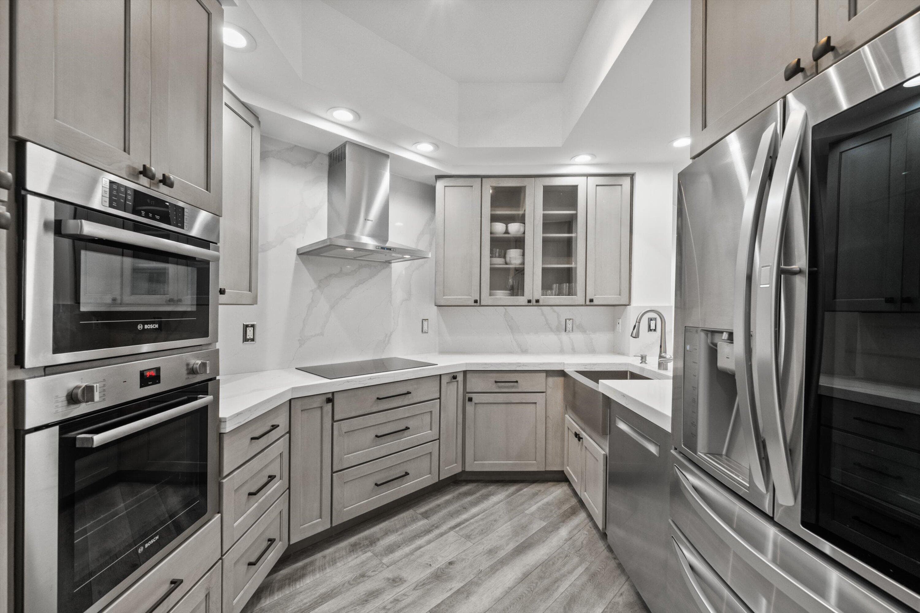 801 S Olive Avenue 615, West Palm Beach, FL 33401 — photo 7 of 32
