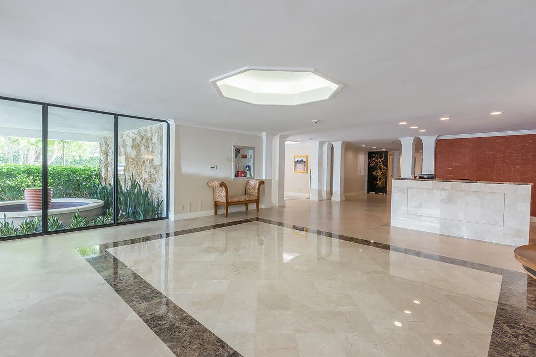 250 Bradley Place 202, Palm Beach, FL 33480 — photo 33 of 40