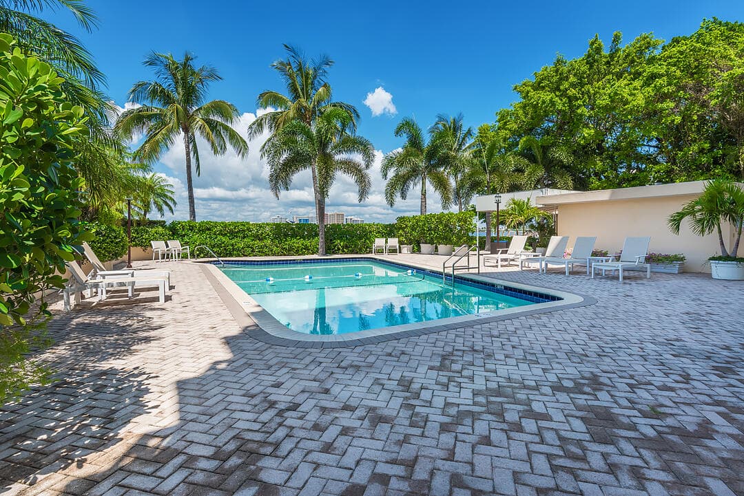 250 Bradley Place 202, Palm Beach, FL 33480 — photo 35 of 40