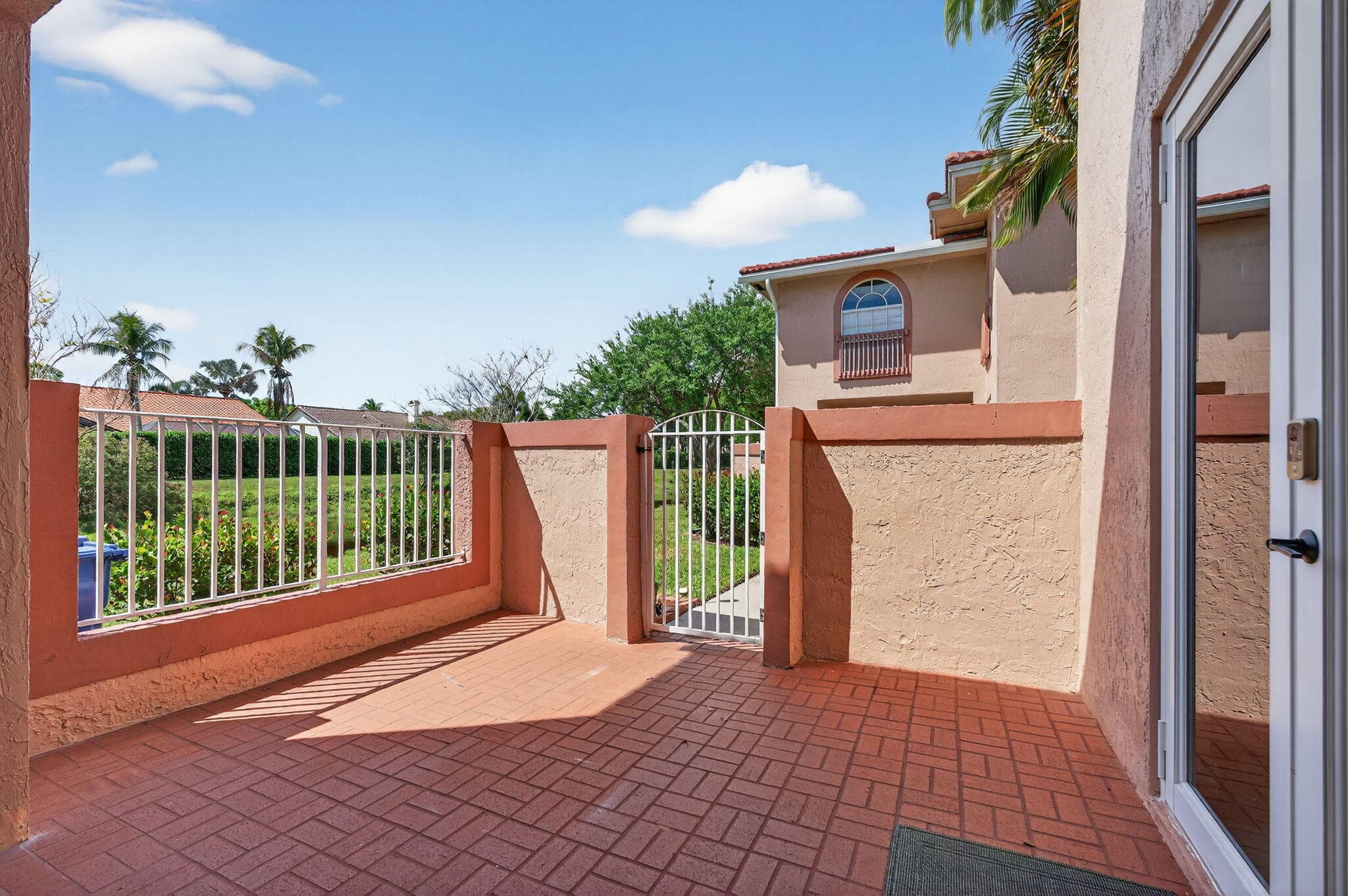 11892 Royal Palm Boulevard 11892, Coral Springs, FL 33065 — photo 6 of 47