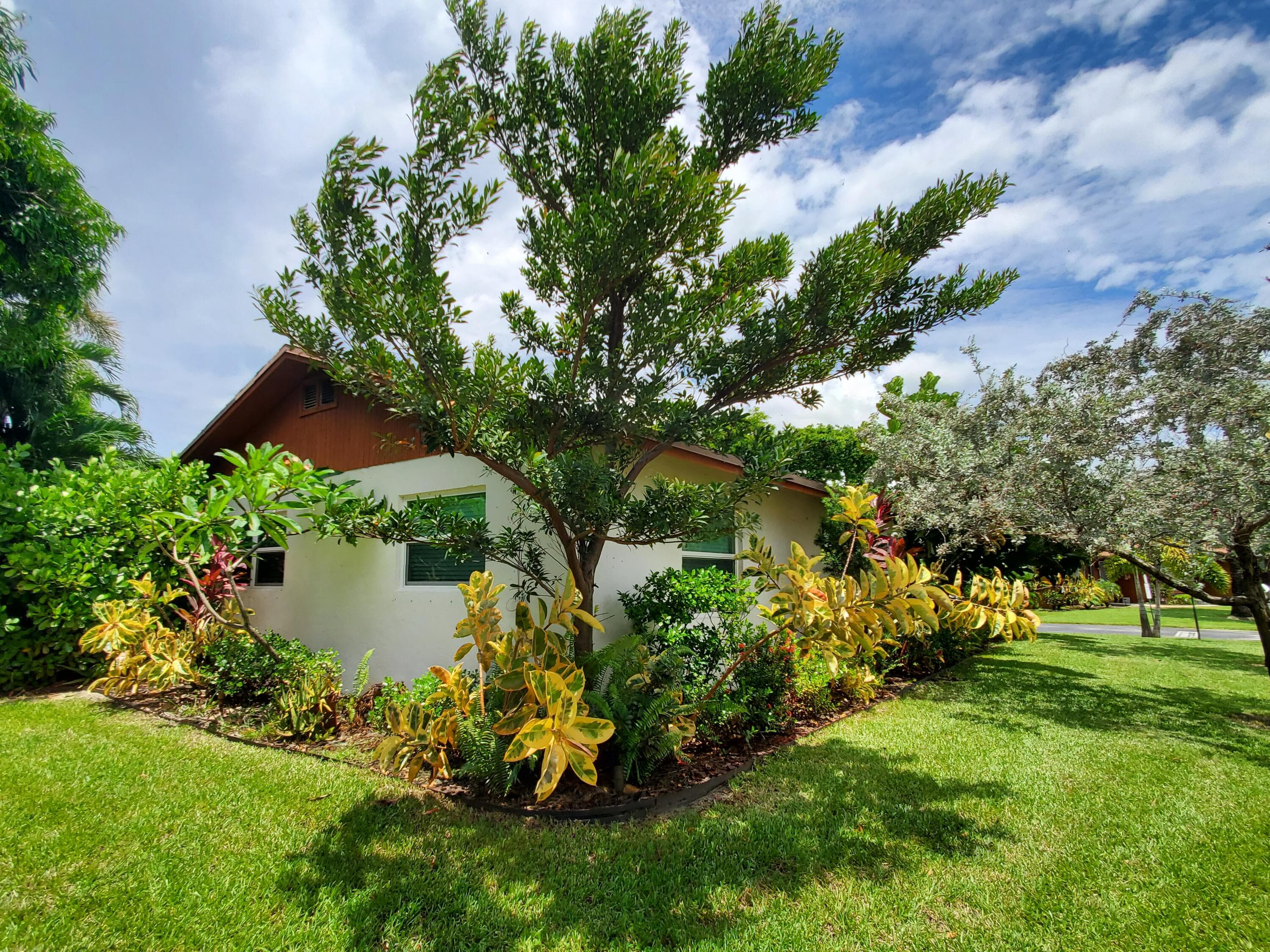 558 SE 27th Terrace 558, Boynton Beach, FL 33435 — photo 7 of 64