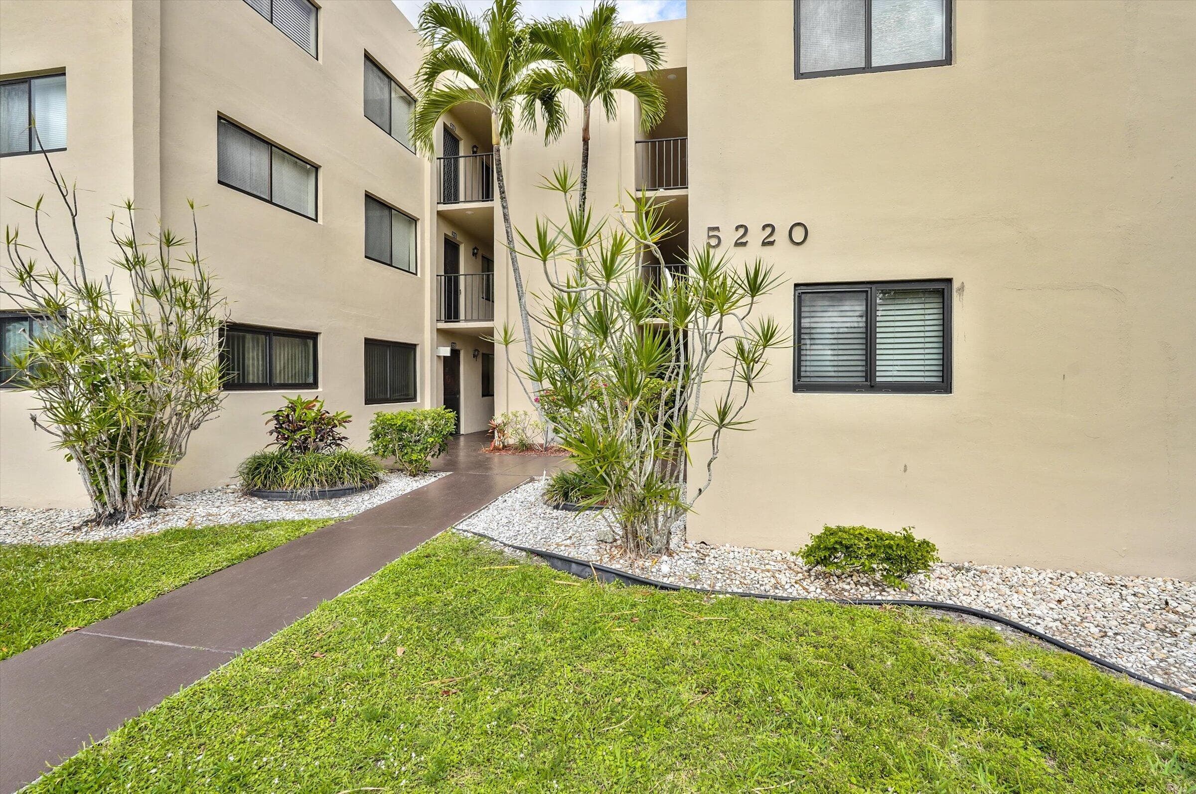5220 Las Verdes Circle 321, Delray Beach, FL 33484 — photo 25 of 26