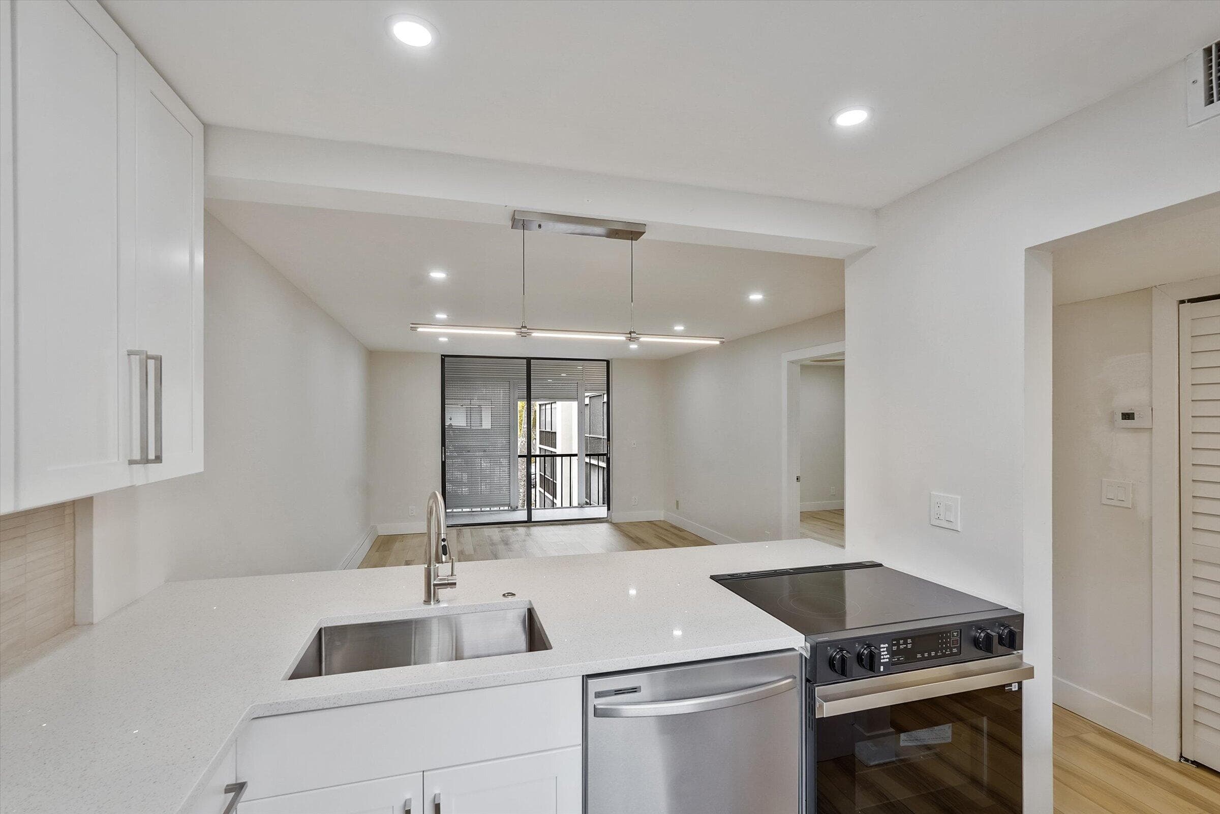 5220 Las Verdes Circle 321, Delray Beach, FL 33484 — photo 5 of 26