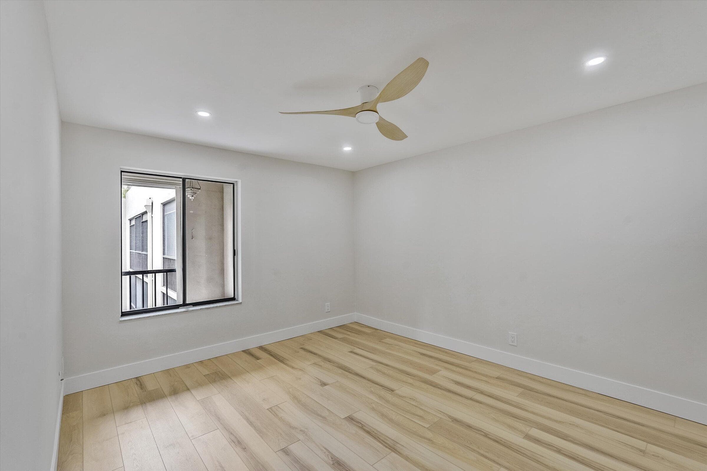 5220 Las Verdes Circle 321, Delray Beach, FL 33484 — photo 16 of 26