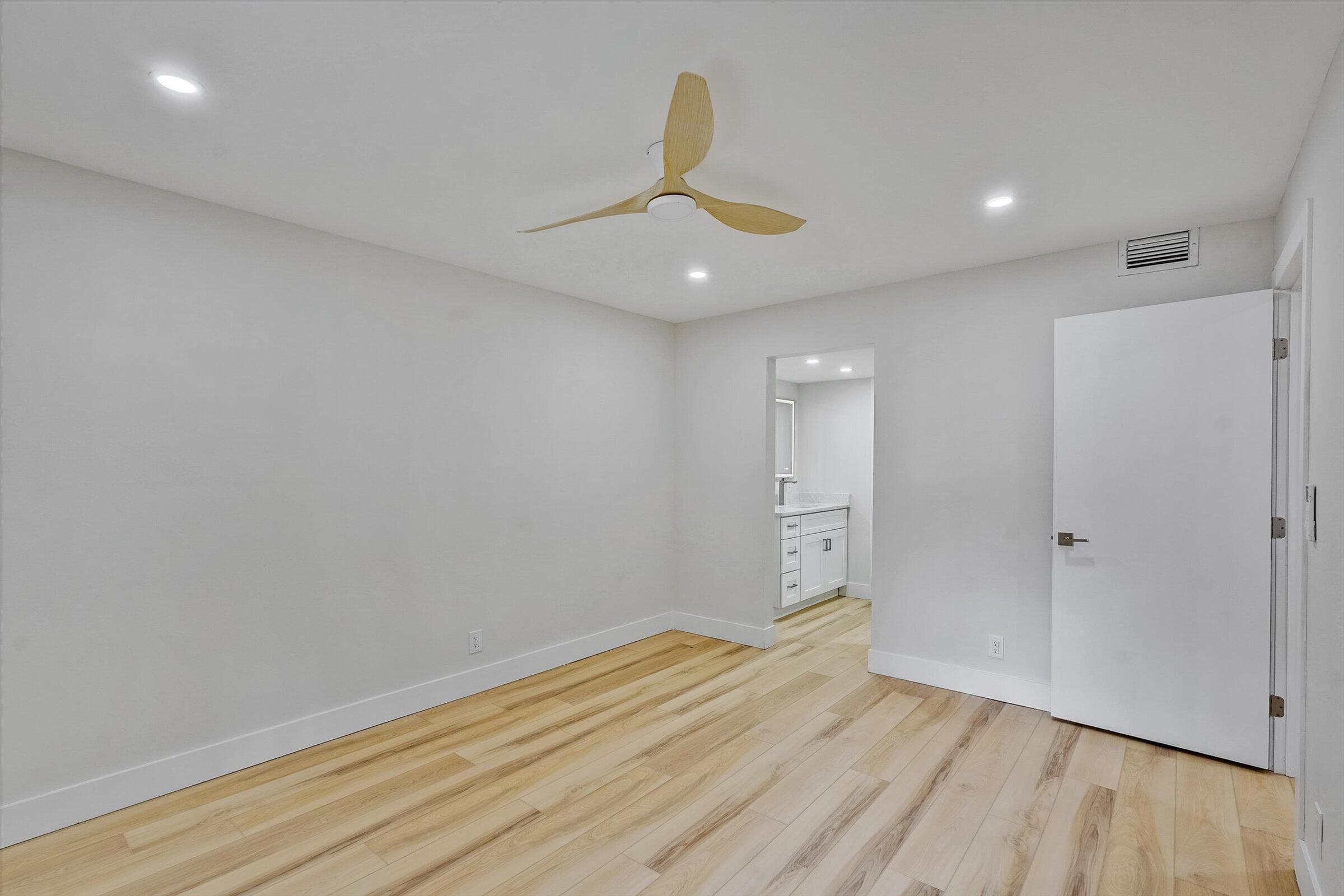 5220 Las Verdes Circle 321, Delray Beach, FL 33484 — photo 17 of 26