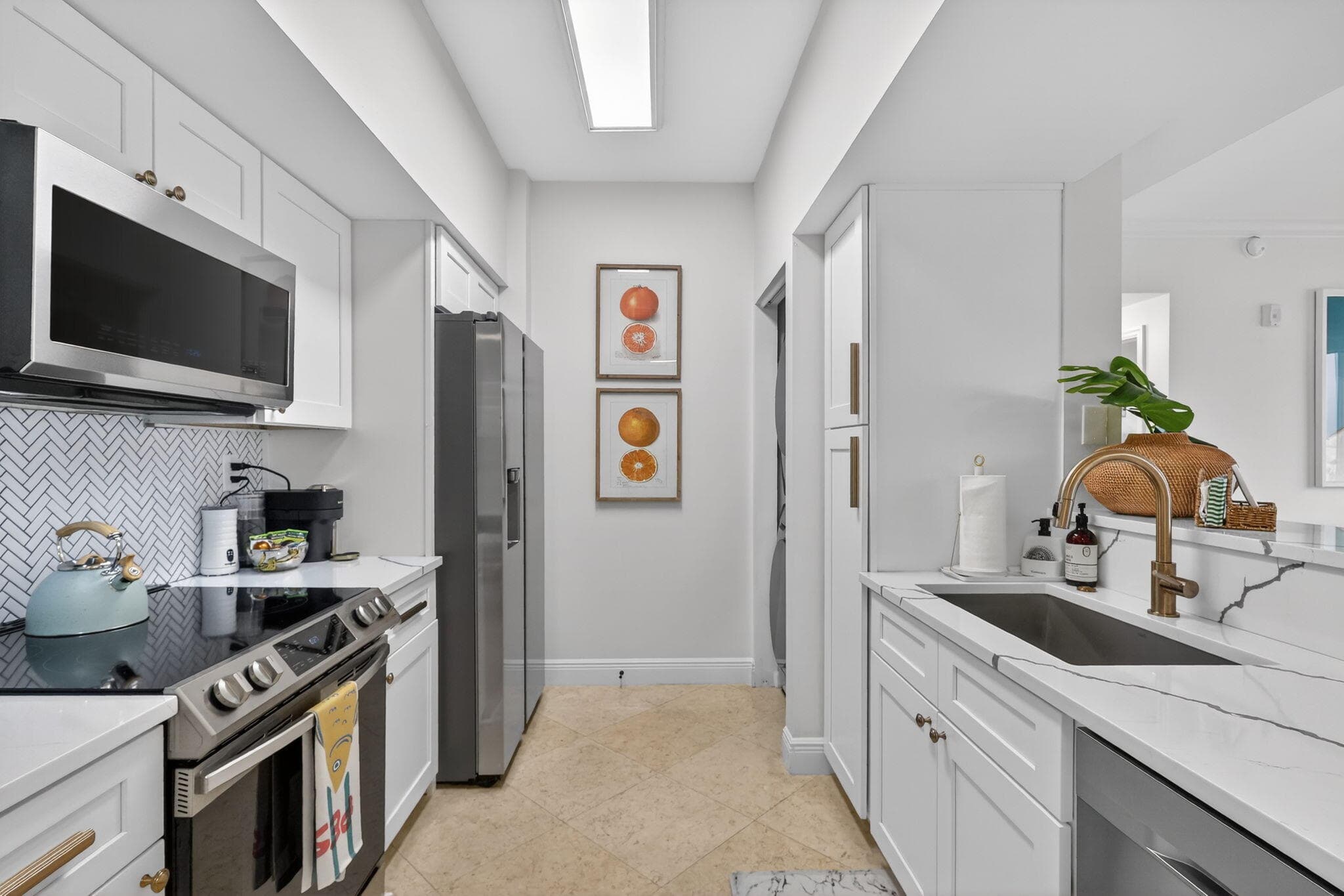 675 NW Flagler Avenue Unit 202, Stuart, FL 34994 — photo 8 of 55