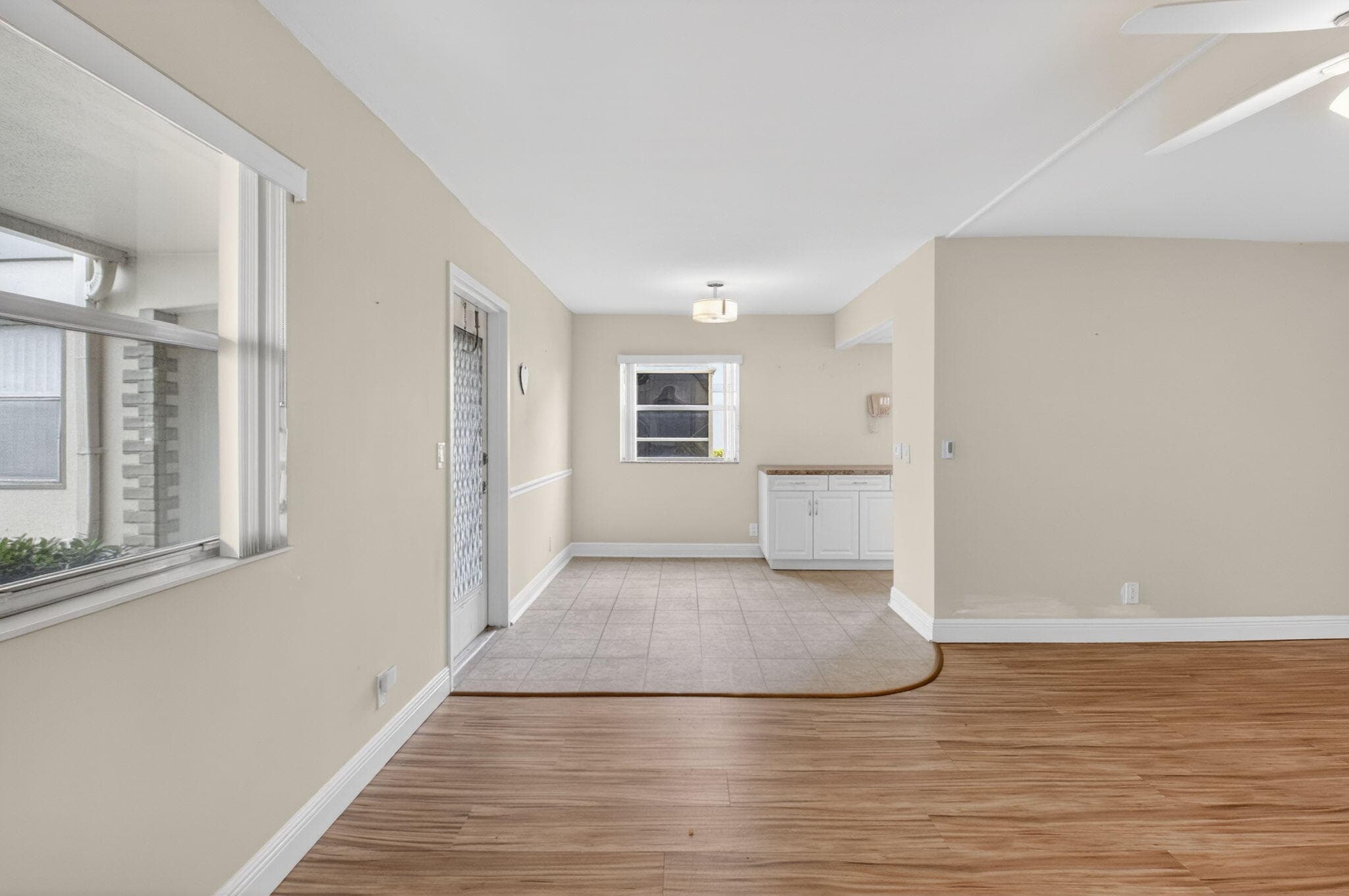 204 Flanders E, Delray Beach, FL 33484 — photo 3 of 28