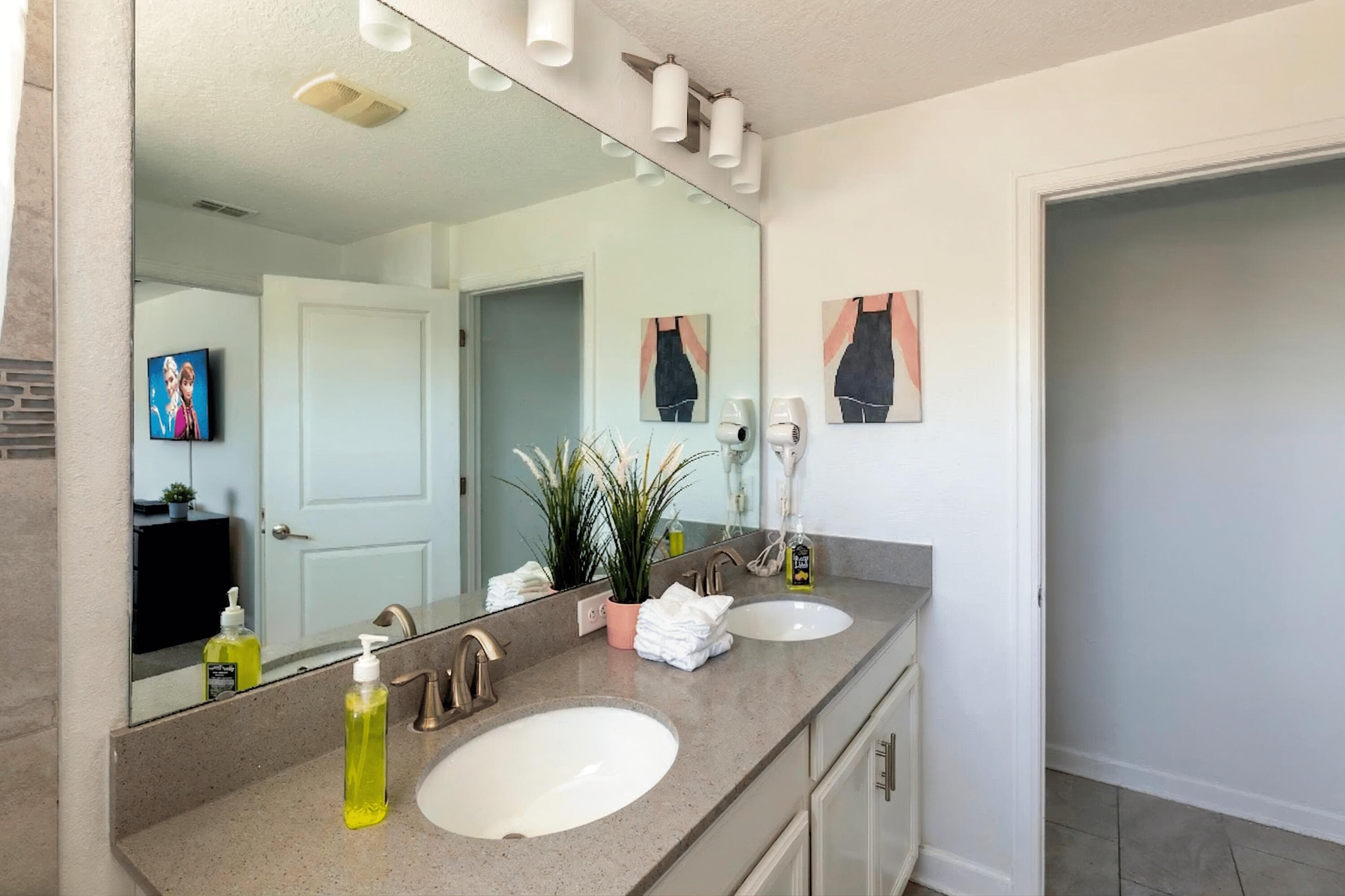 650 Pebble Beach Drive, Davenport, FL 33896 — photo 16 of 50