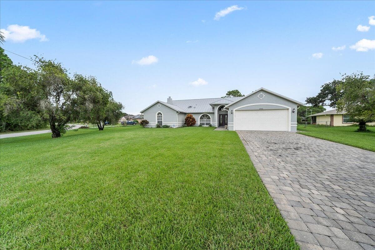 1540 SE Hope Ct Court SE, Palm Bay, FL 32909 — photo 1 of 36