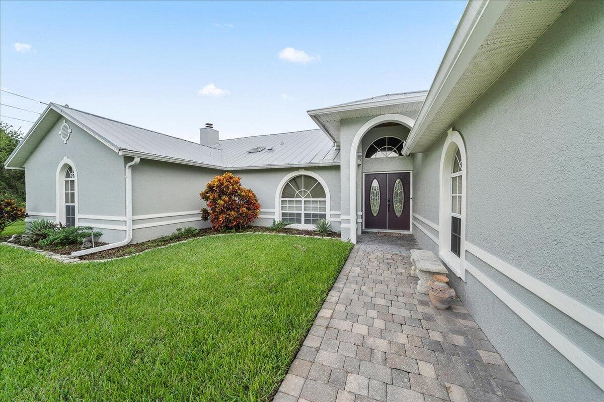 1540 SE Hope Ct Court SE, Palm Bay, FL 32909 — photo 3 of 36