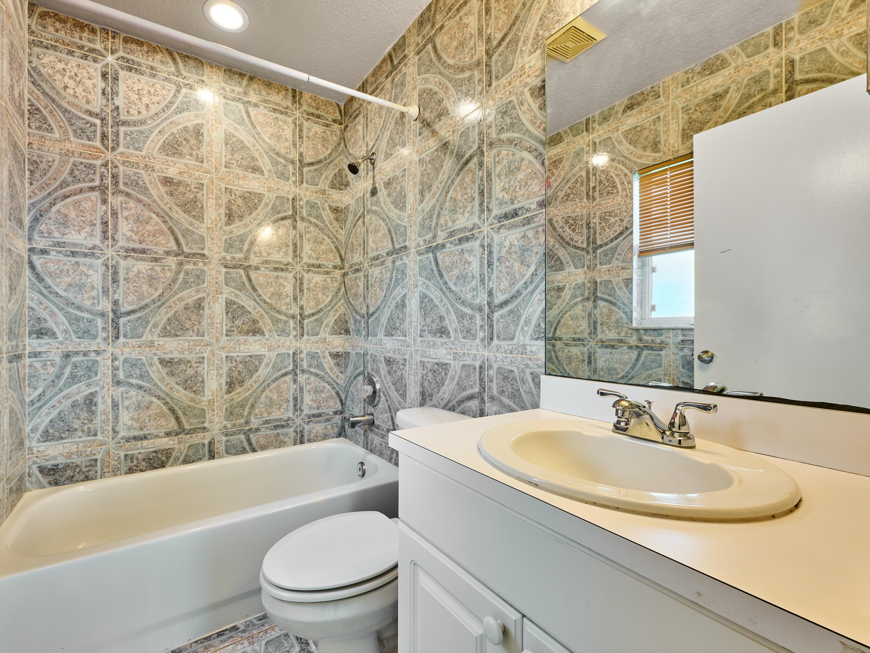 556 E Ridge Cir Circle N, Boynton Beach, FL 33435 — photo 28 of 39