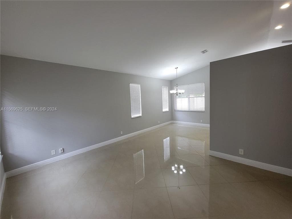 928 Falling Water Road, Weston, FL 33326 — photo 6 of 37