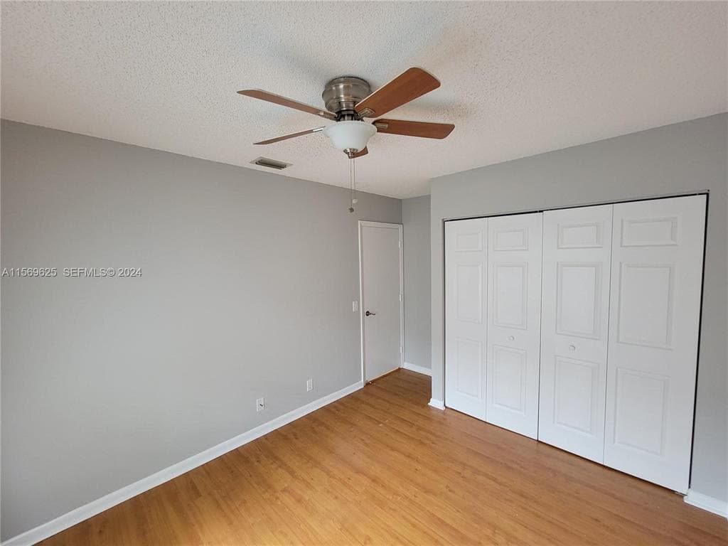 928 Falling Water Road, Weston, FL 33326 — photo 26 of 37