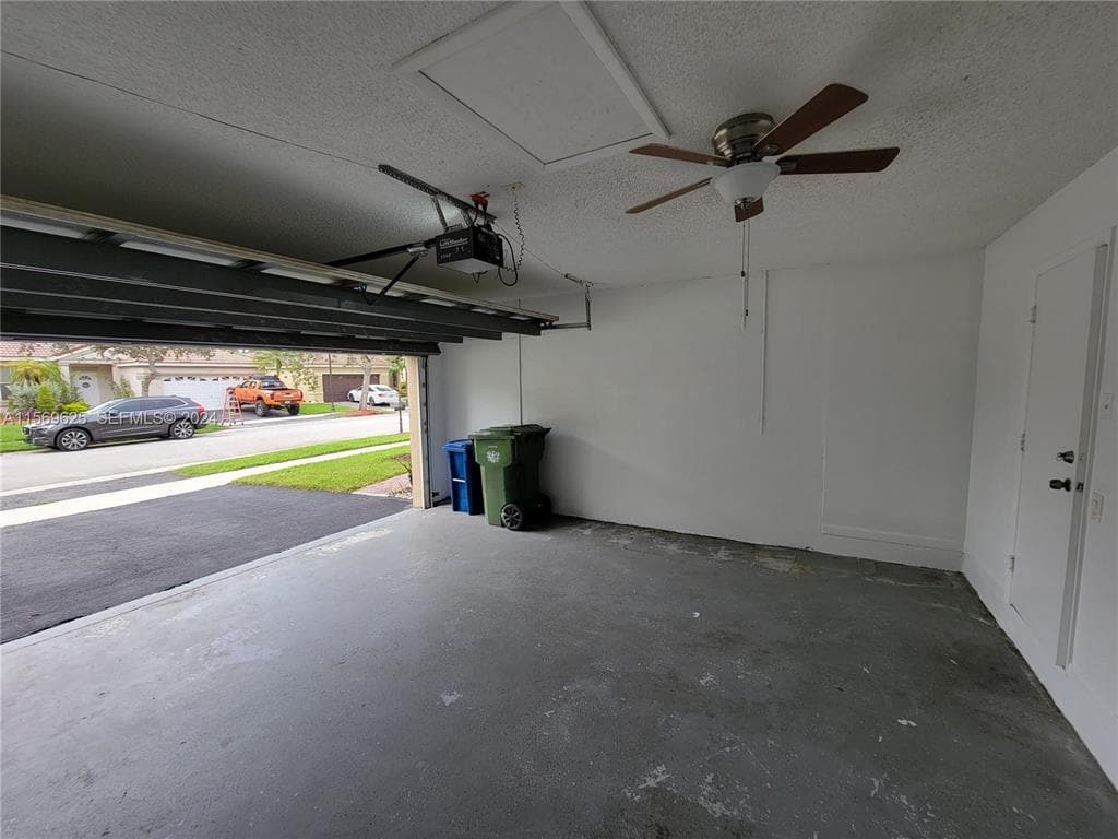 928 Falling Water Road, Weston, FL 33326 — photo 35 of 37