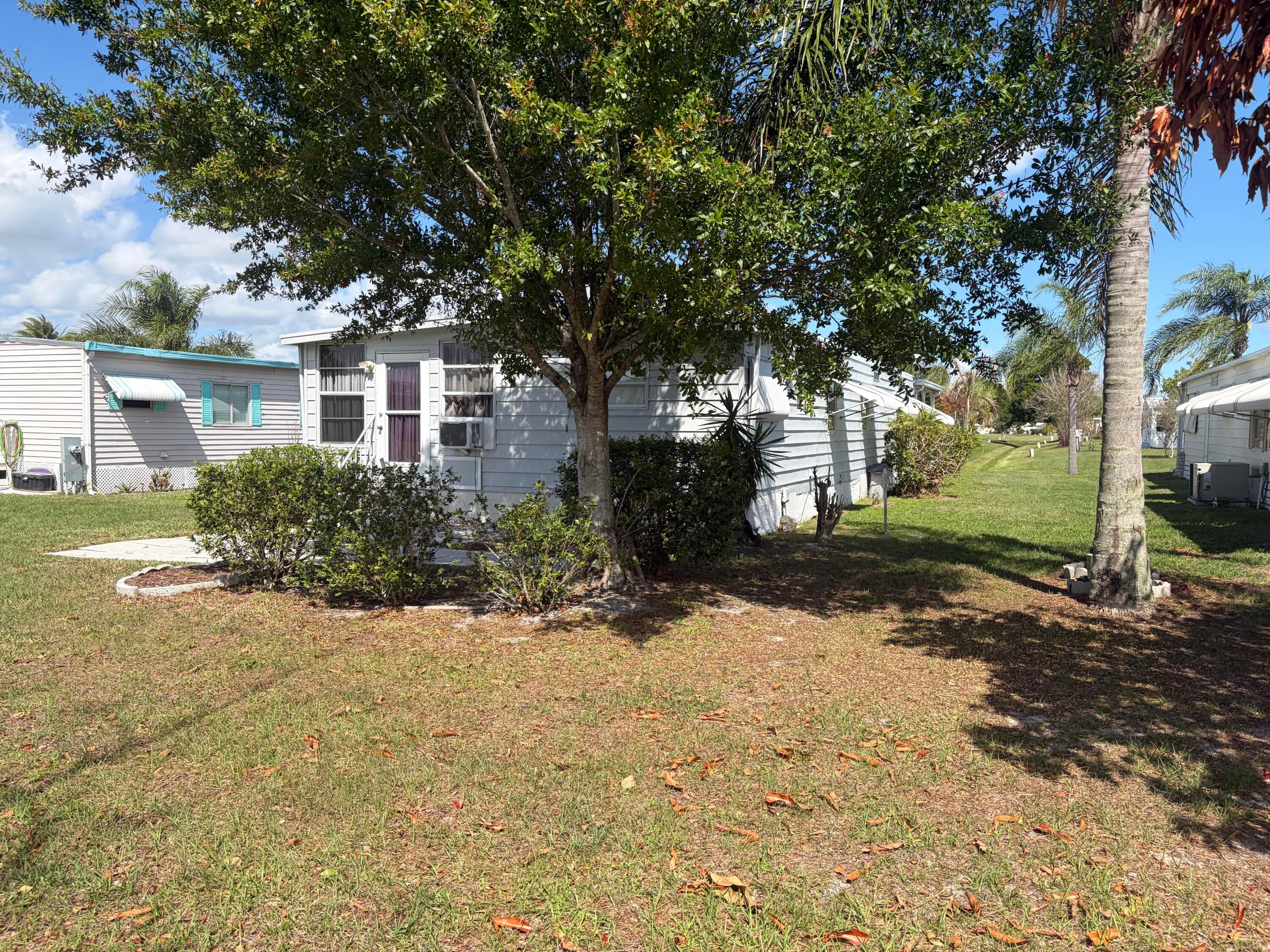 129 E Caribbean, Port St. Lucie, FL 34952 — photo 8 of 33