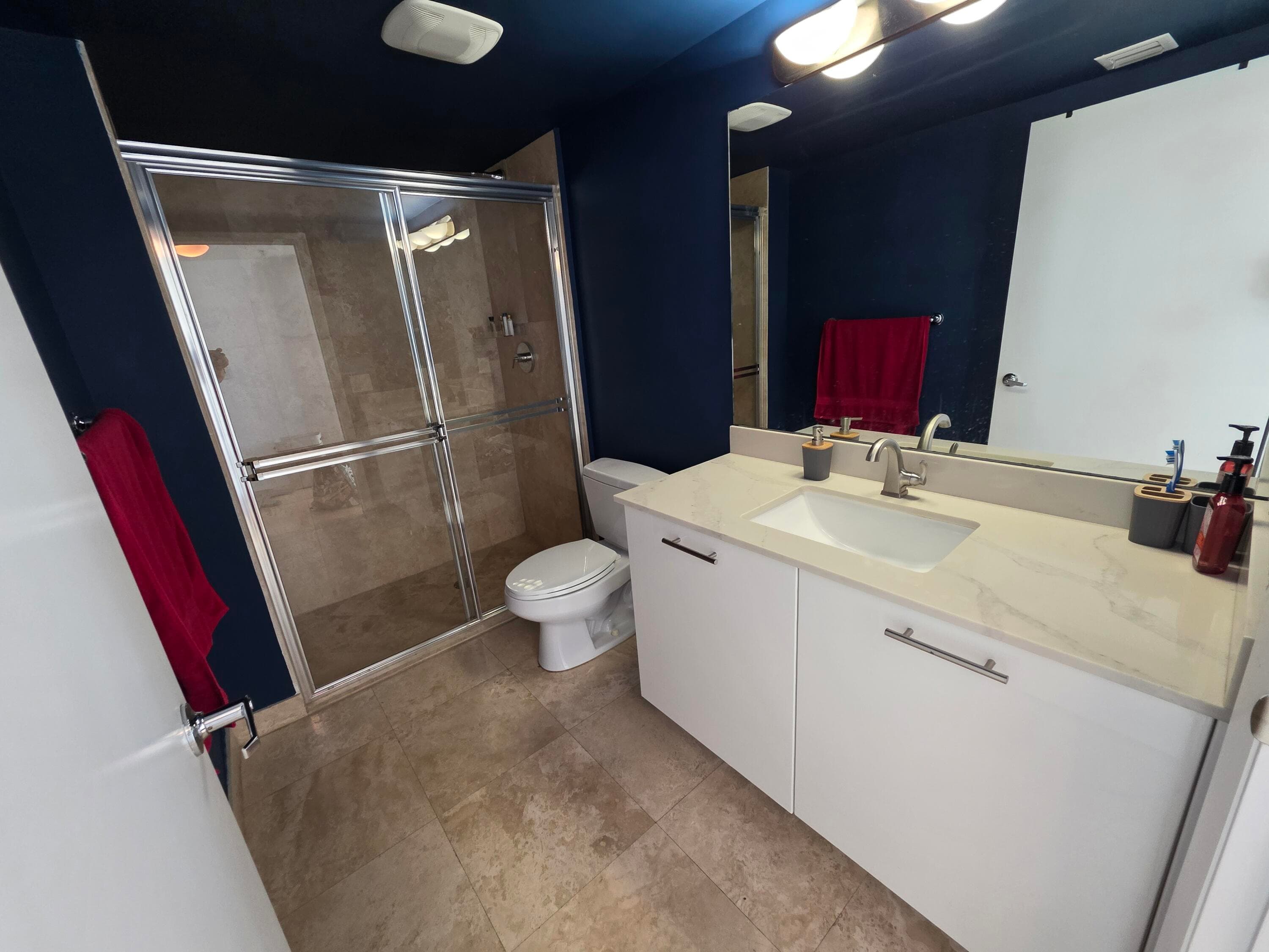 41 SE 5th Street 1917, Miami, FL 33131 — photo 9 of 24