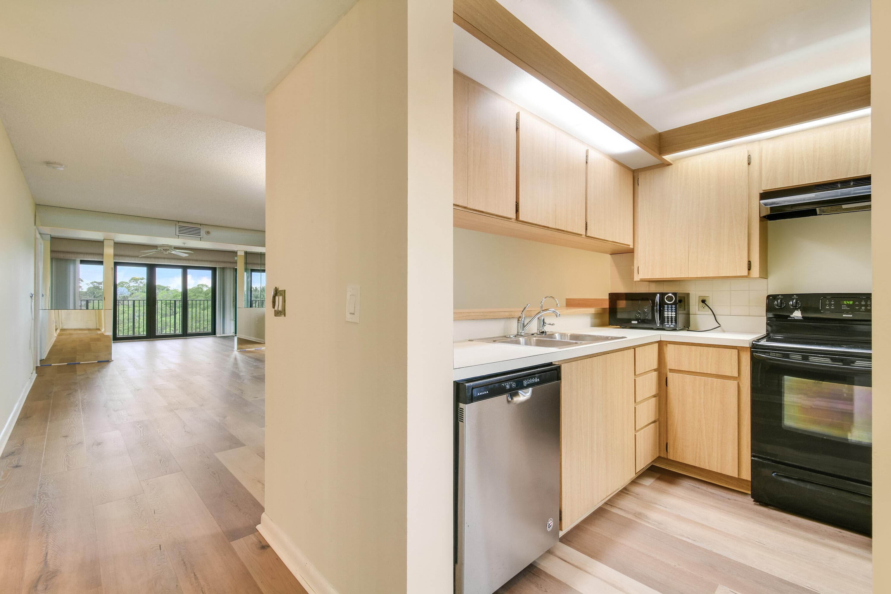 1701 Marina Isle Way 301, Jupiter, FL 33477 — photo 19 of 60