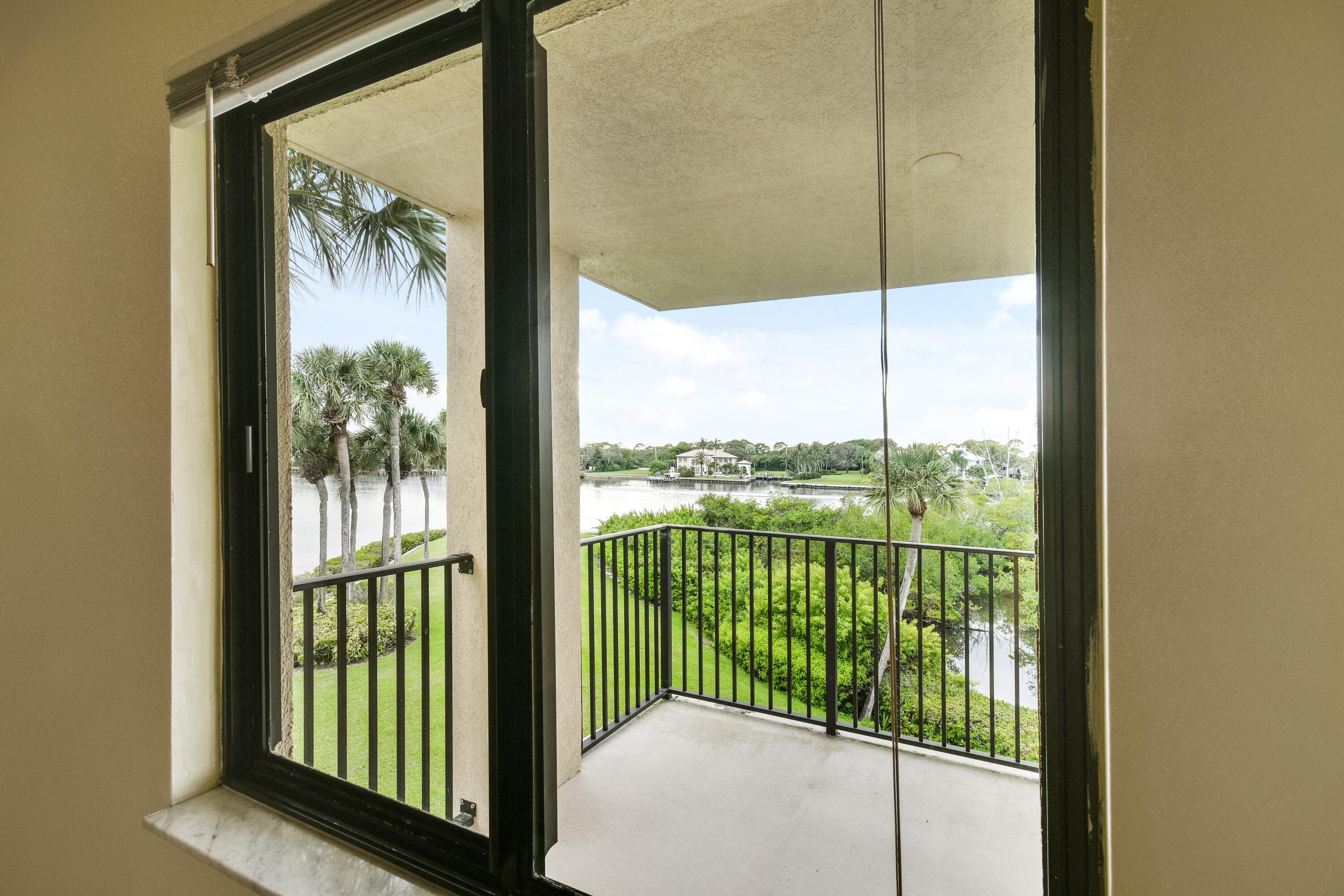 1701 Marina Isle Way 301, Jupiter, FL 33477 — photo 25 of 60