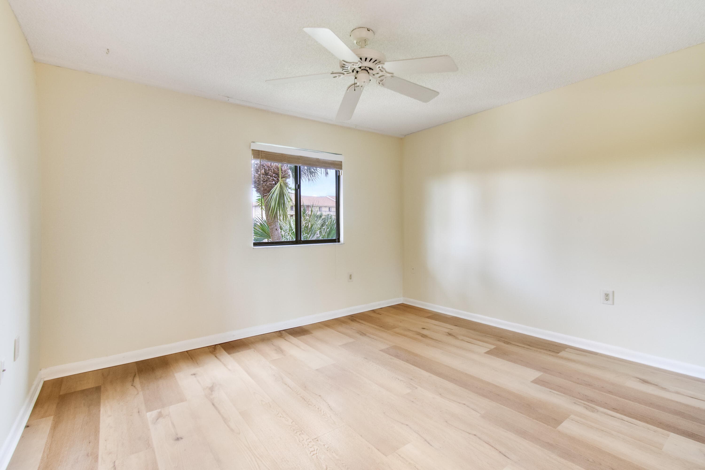 1701 Marina Isle Way 301, Jupiter, FL 33477 — photo 35 of 60