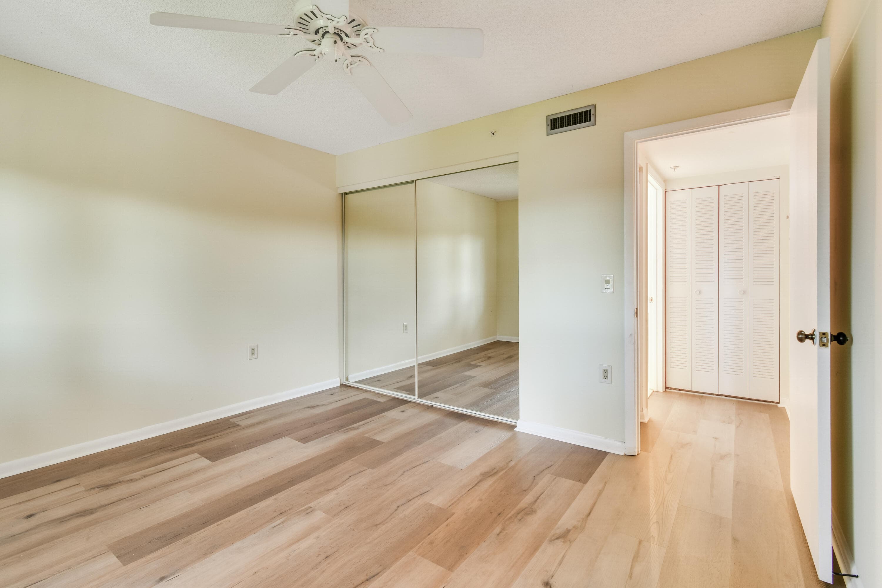 1701 Marina Isle Way 301, Jupiter, FL 33477 — photo 36 of 60