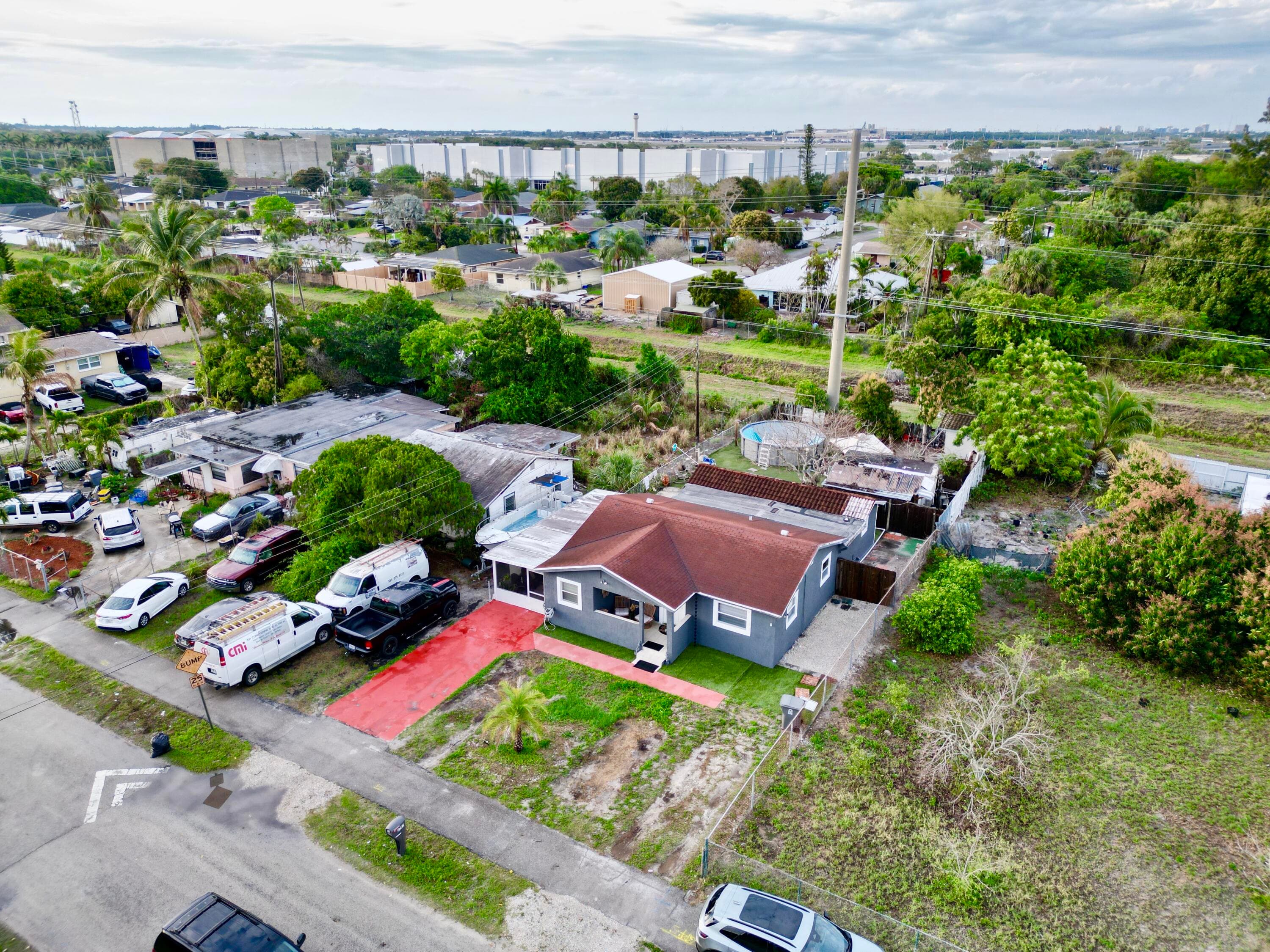 2743 Kentucky Street, West Palm Beach, FL 33406 — photo 11 of 35