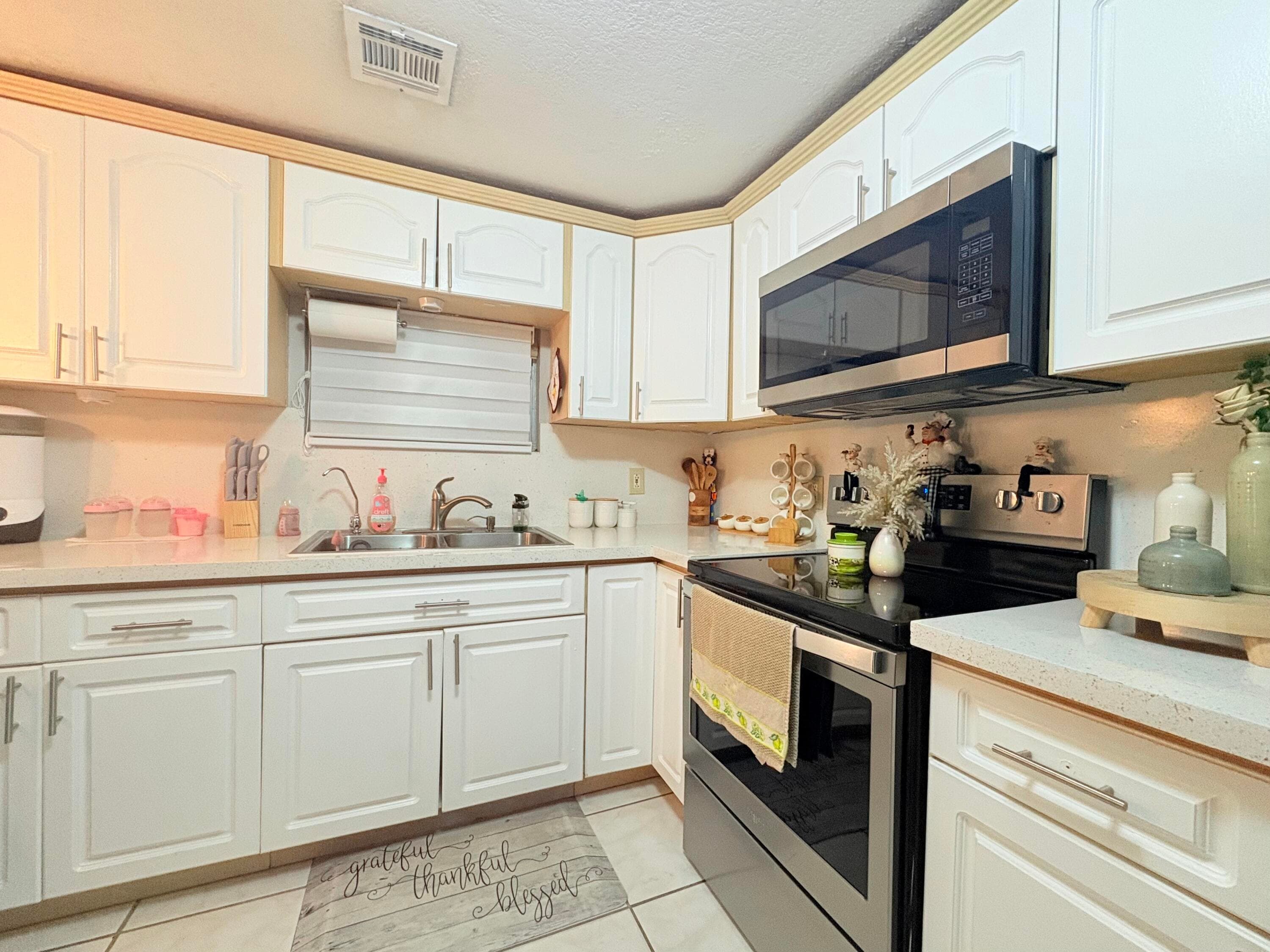 2743 Kentucky Street, West Palm Beach, FL 33406 — photo 16 of 35
