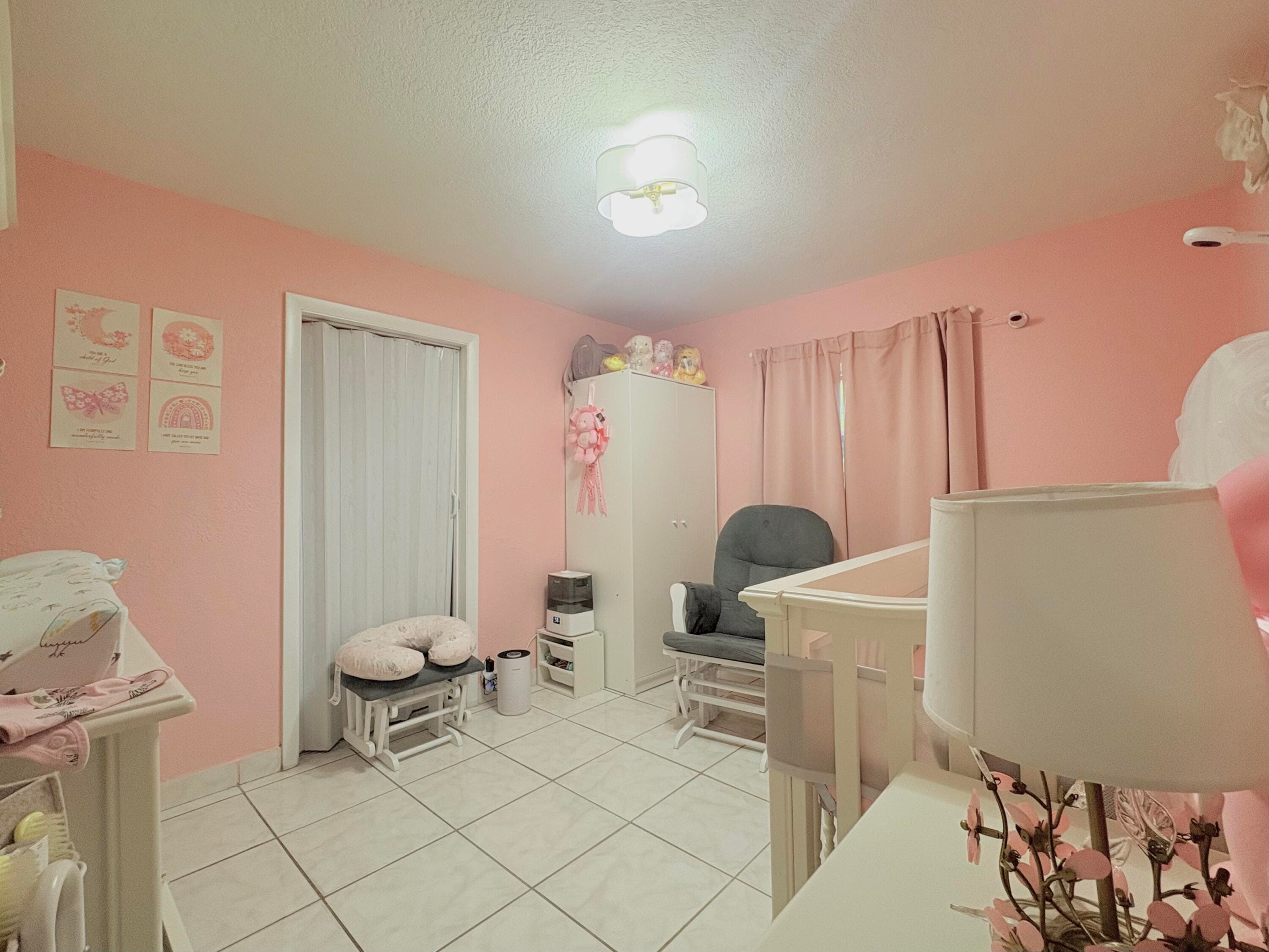 2743 Kentucky Street, West Palm Beach, FL 33406 — photo 21 of 35