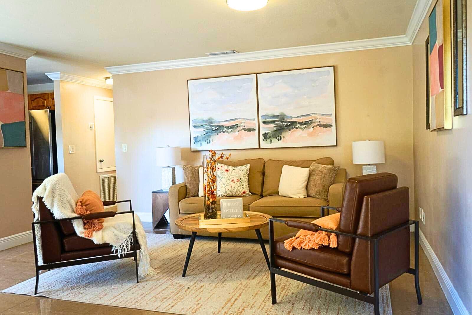 2050 Oleander Boulevard 11, Fort Pierce, FL 34950 — photo 2 of 7