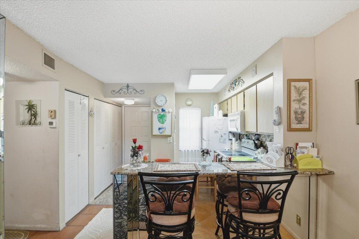 2220 N Cypress Bend Drive 410, Pompano Beach, FL 33069 — photo 19 of 27