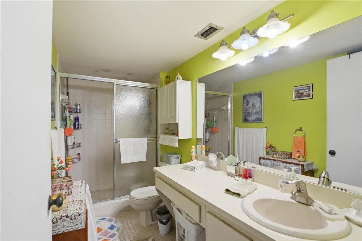 2220 N Cypress Bend Drive 410, Pompano Beach, FL 33069 — photo 15 of 27