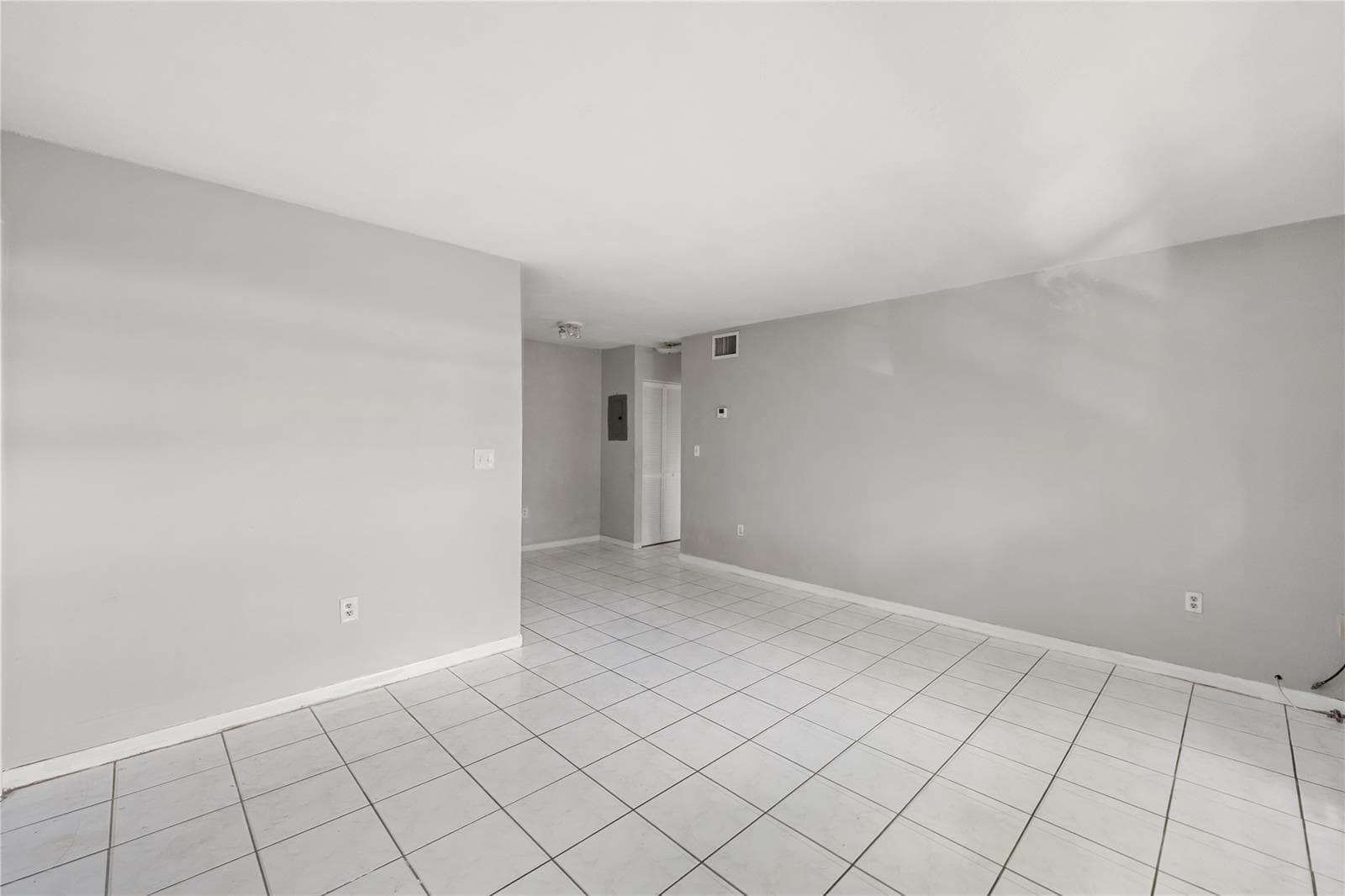 1925 Madison Street 22, Hollywood, FL 33020 — photo 2 of 8