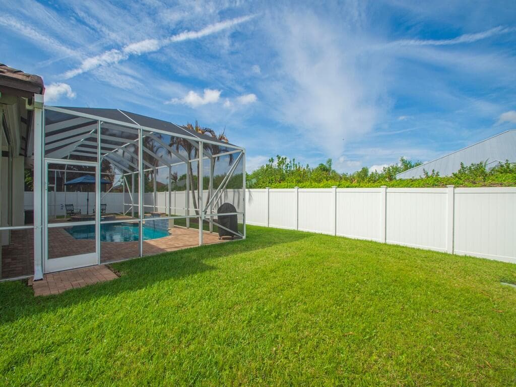 445 Wingate Terrace SW, Vero Beach, FL 32968 — photo 30 of 37