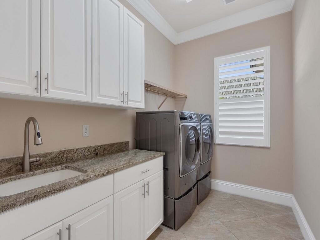 445 Wingate Terrace SW, Vero Beach, FL 32968 — photo 26 of 37