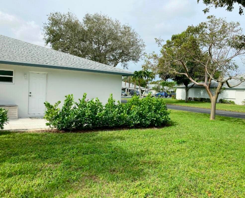 1155 S Drive Circle A, Delray Beach, FL 33445 — photo 4 of 21