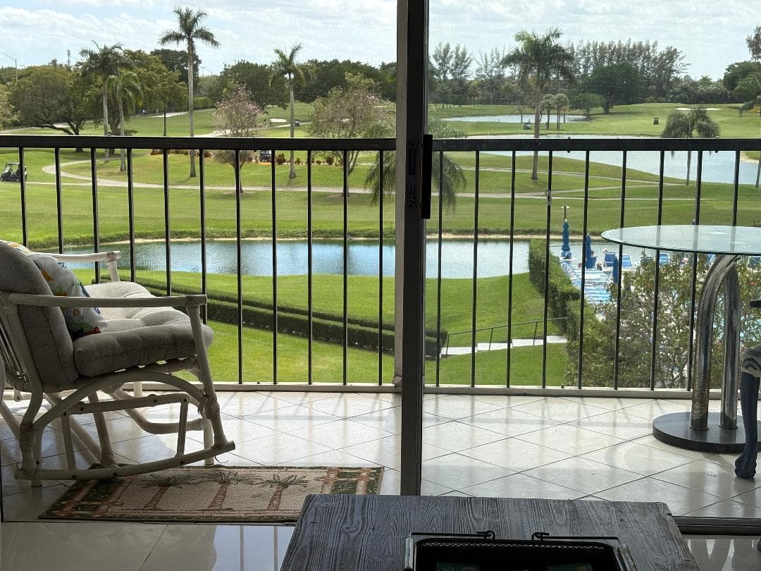 8900 Washington Boulevard 409, Pembroke Pines, FL 33025 — photo 2 of 49