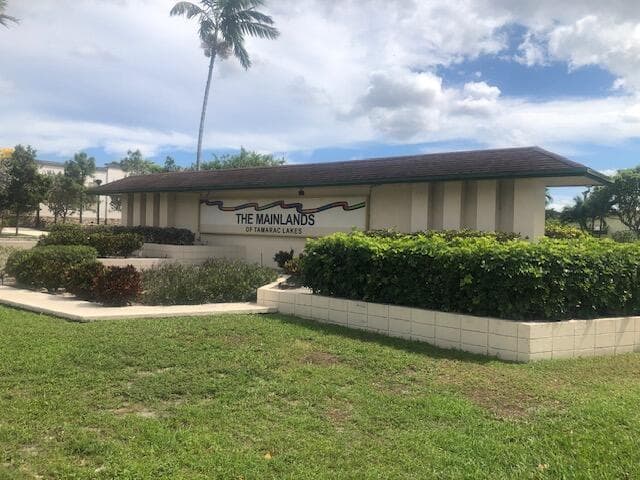 4504 NW 43rd Terrace, Tamarac, FL 33319 — photo 1 of 28