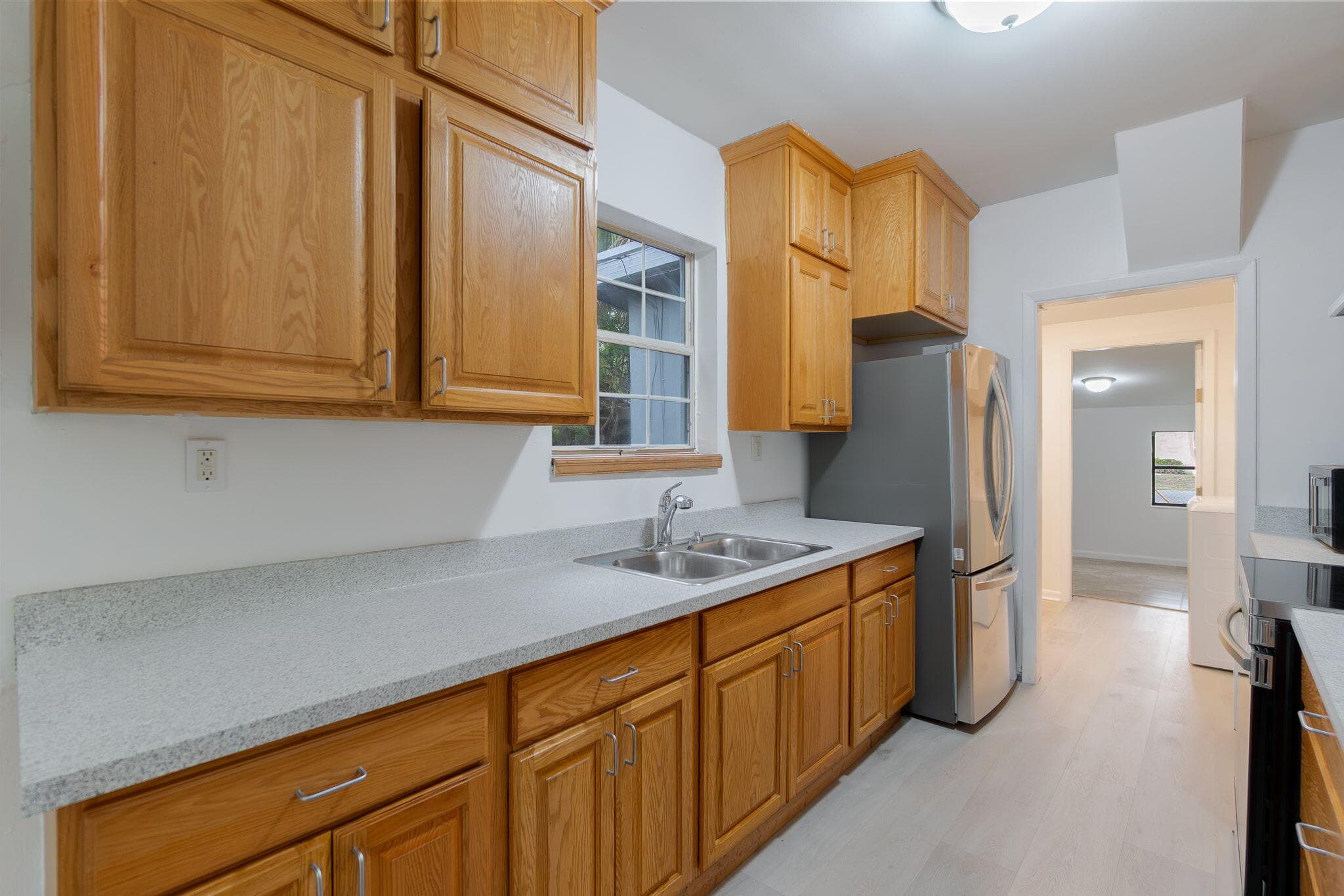 904 SE 16th Street, Stuart, FL 34994 — photo 13 of 29