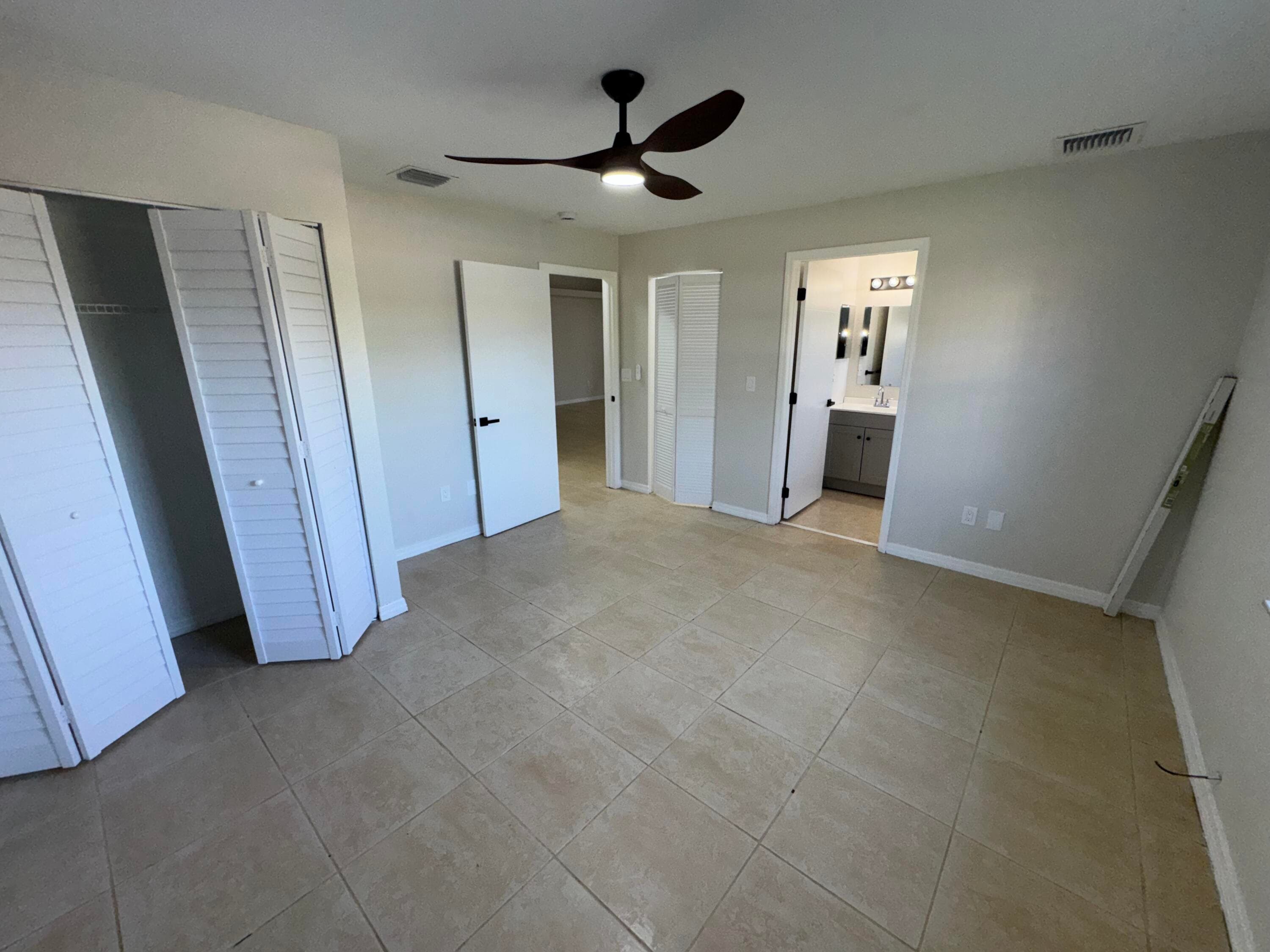 618 NE 1st Street A, Boynton Beach, FL 33435 — photo 12 of 32