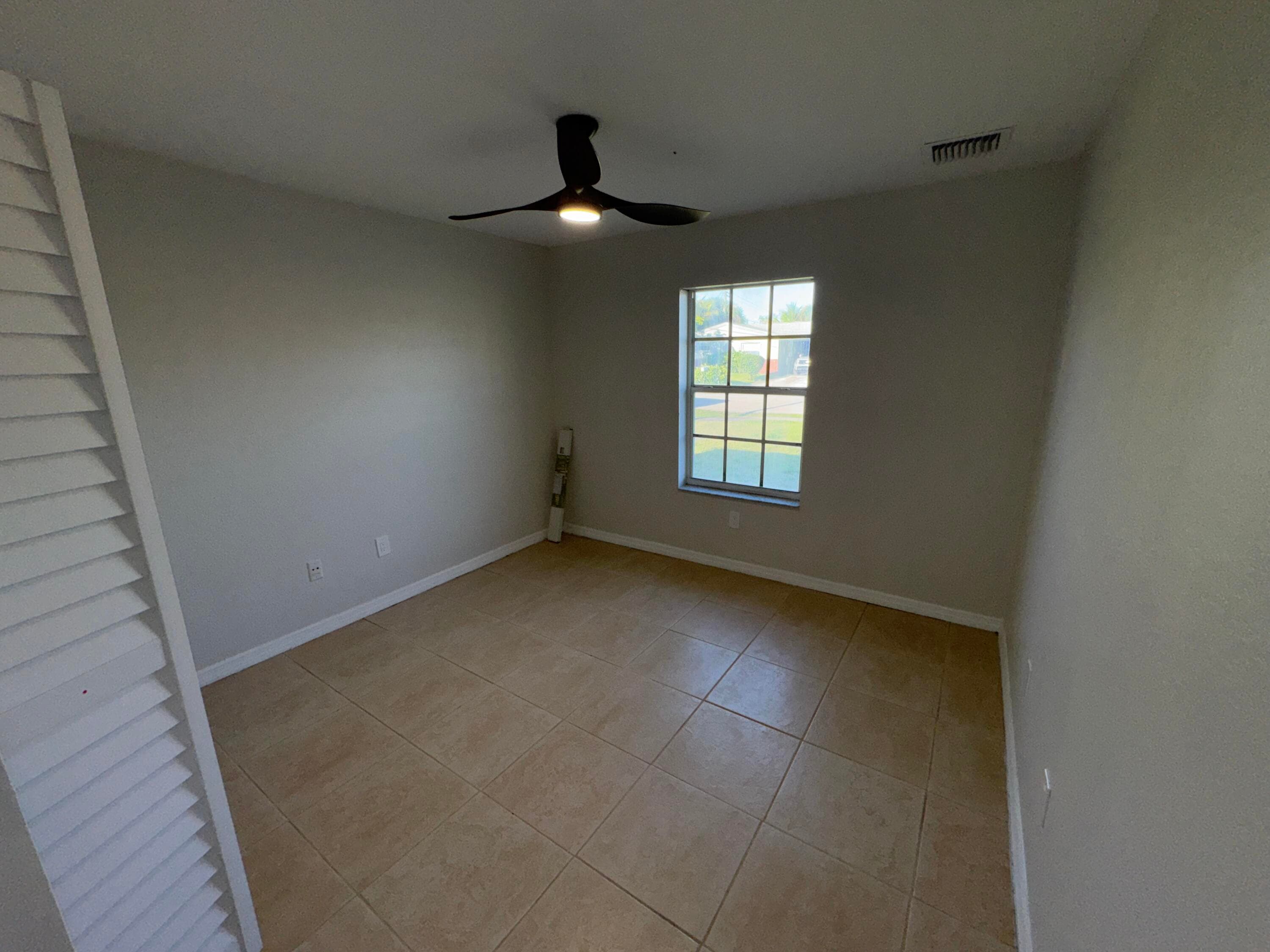 618 NE 1st Street A, Boynton Beach, FL 33435 — photo 21 of 32