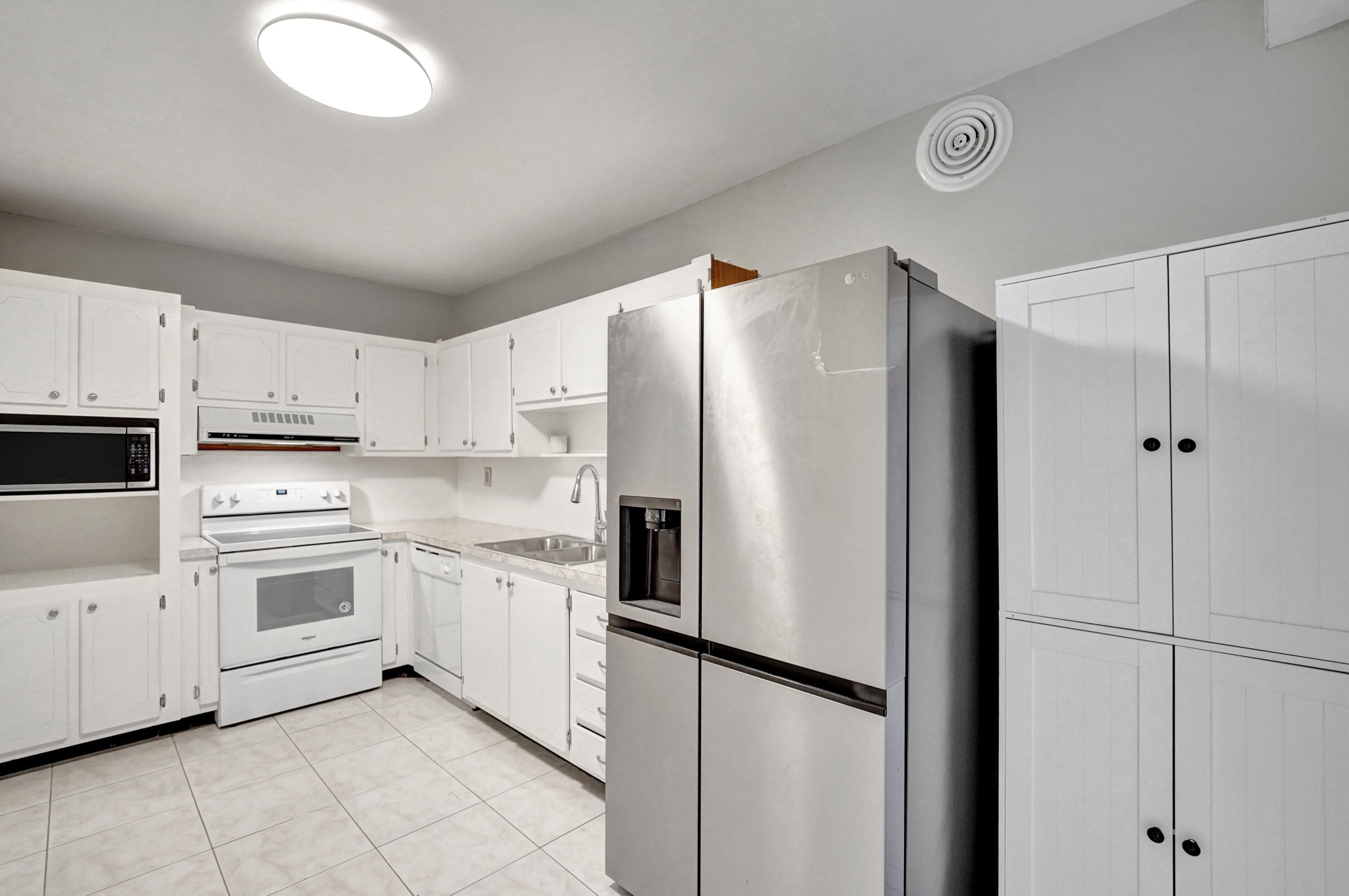 4250 Galt Ocean Drive 9c, Fort Lauderdale, FL 33308 — photo 16 of 45