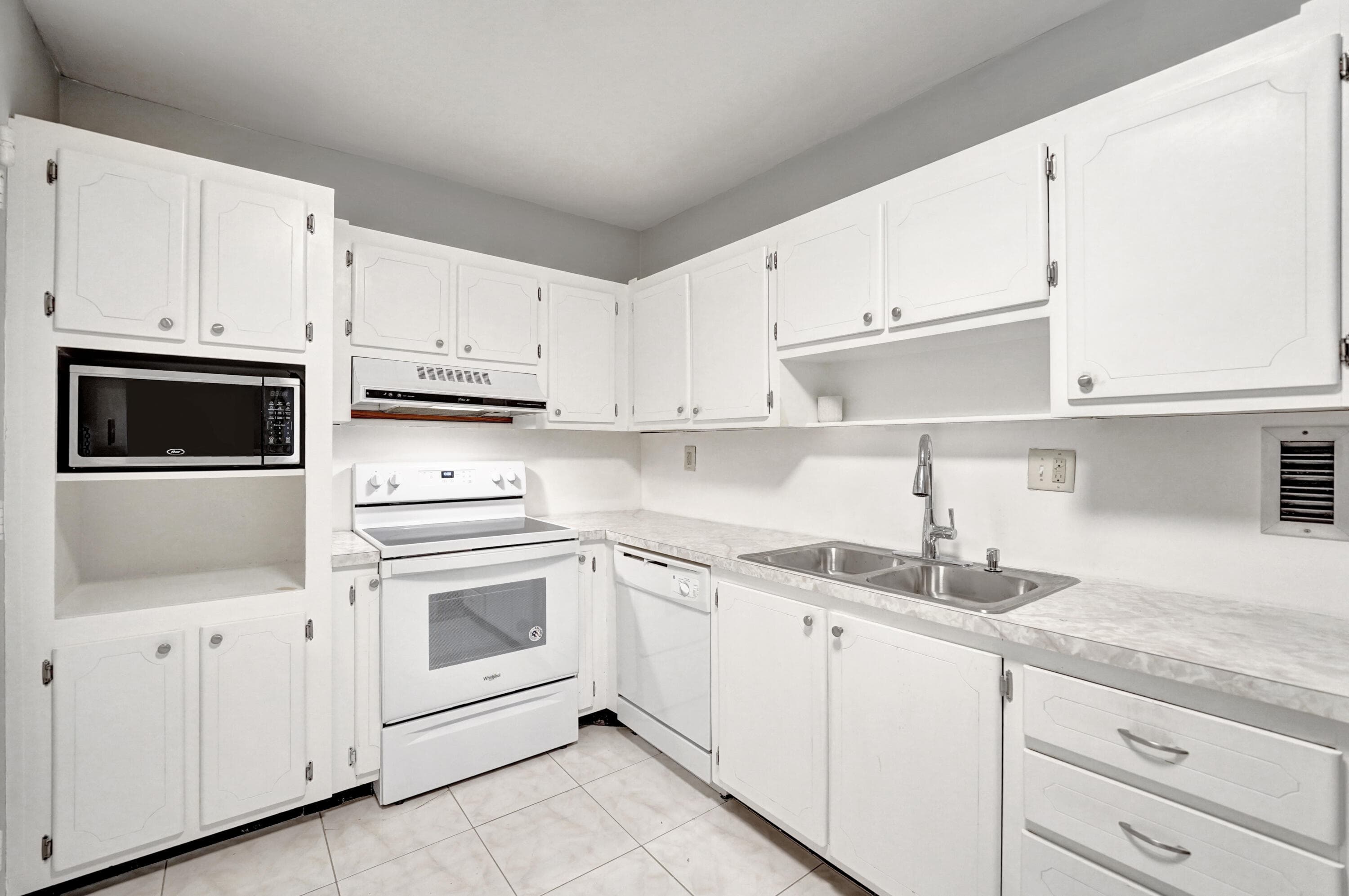 4250 Galt Ocean Drive 9c, Fort Lauderdale, FL 33308 — photo 18 of 45