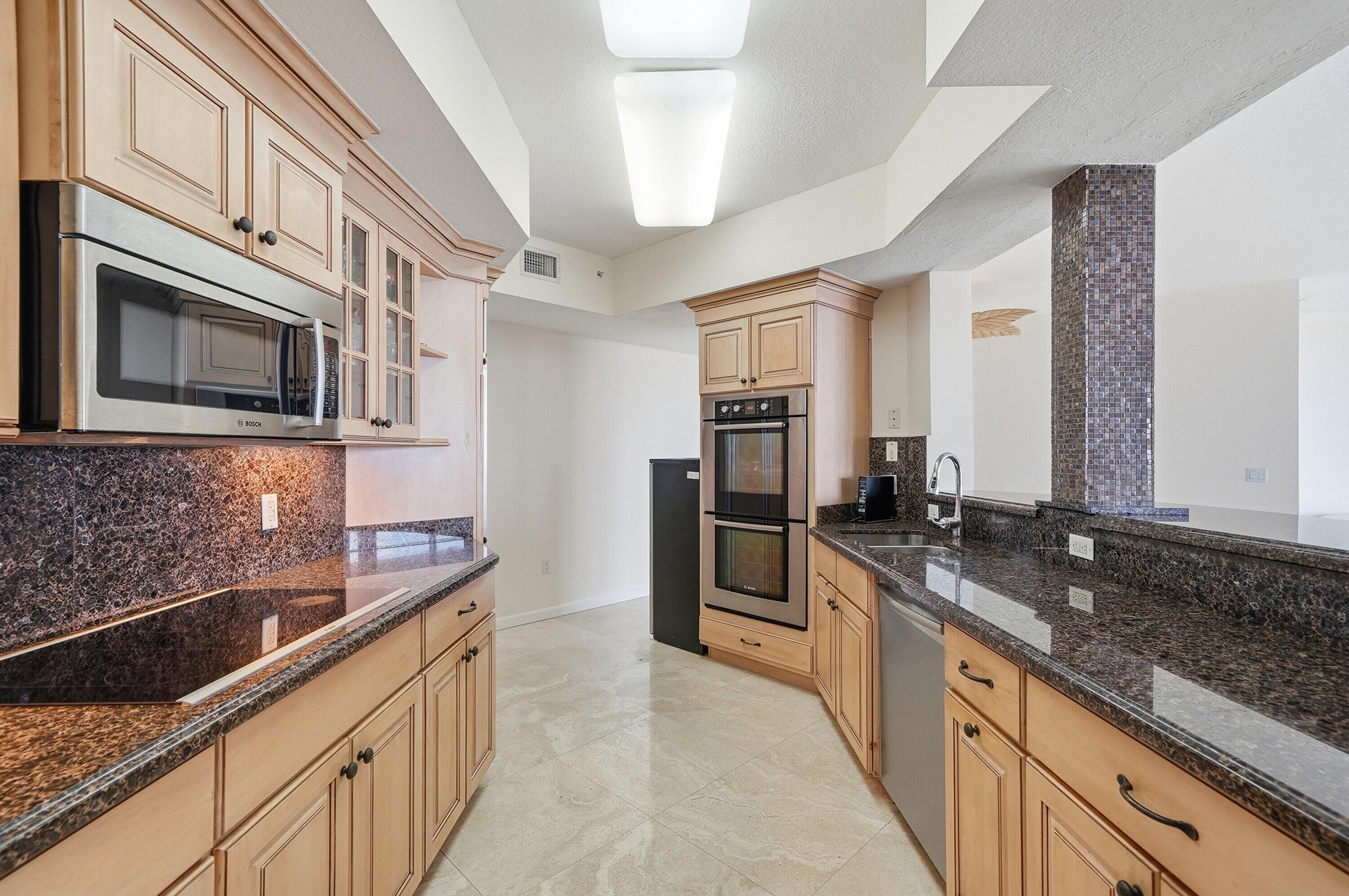 6051 N Ocean Drive 1003, Hollywood, FL 33019 — photo 20 of 69