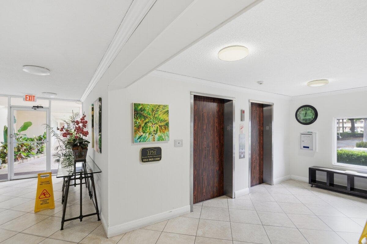 5340 NW 2nd Avenue 326, Boca Raton, FL 33487 — photo 4 of 29