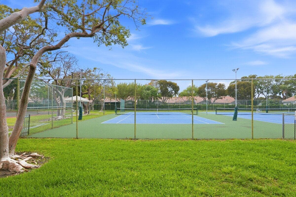 5340 NW 2nd Avenue 326, Boca Raton, FL 33487 — photo 28 of 29