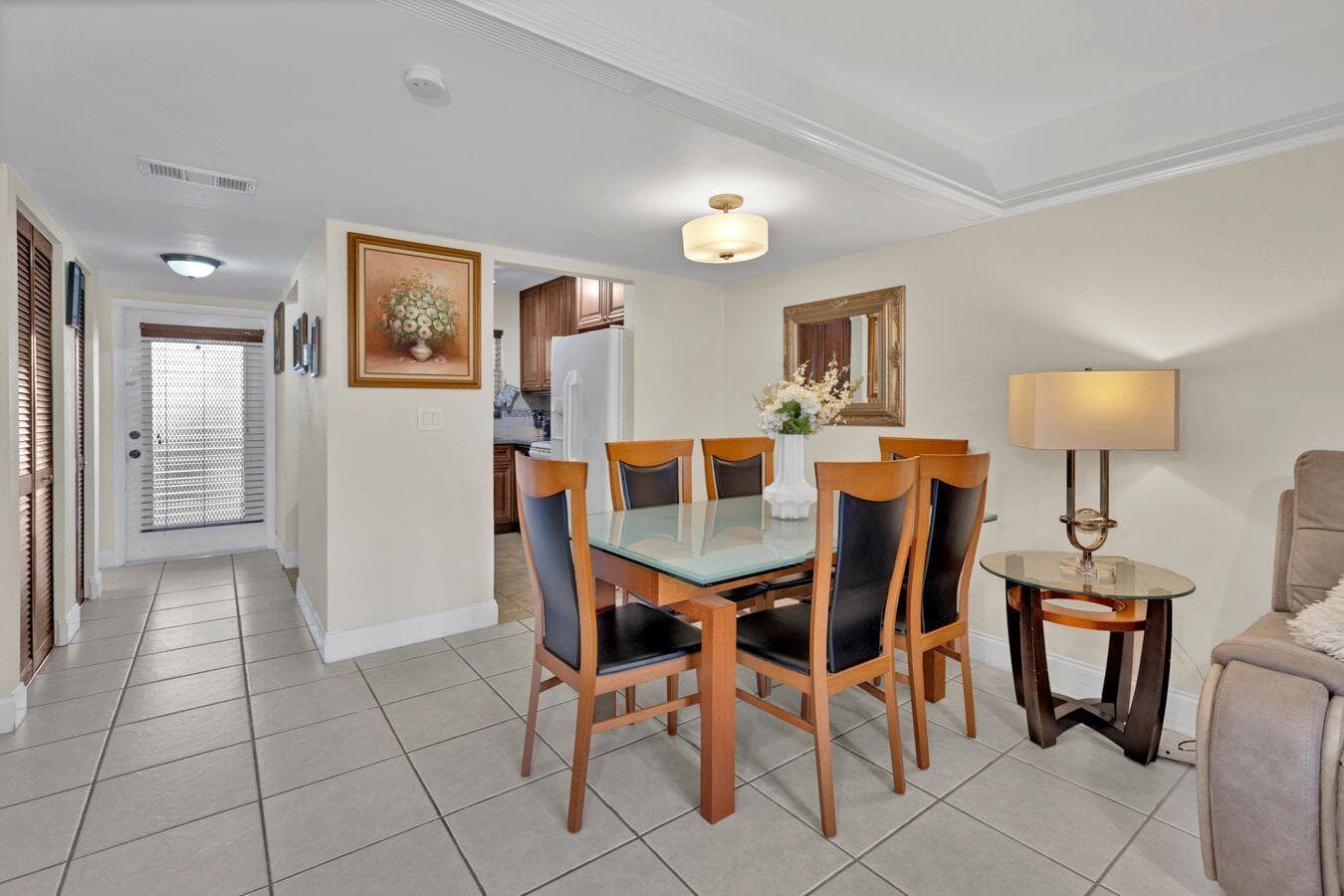 6850 Royal Palm Boulevard 106g, Margate, FL 33063 — photo 5 of 30