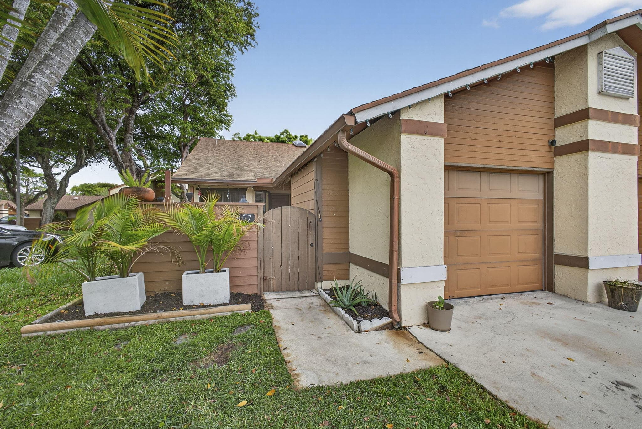 3807 Collinwood Lane, West Palm Beach, FL 33406 — photo 1 of 24
