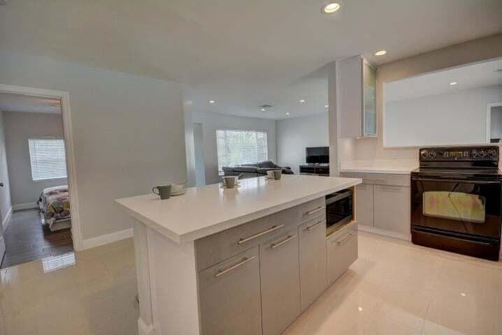 3911 NW 4th Court, Boca Raton, FL 33431 — photo 3 of 13